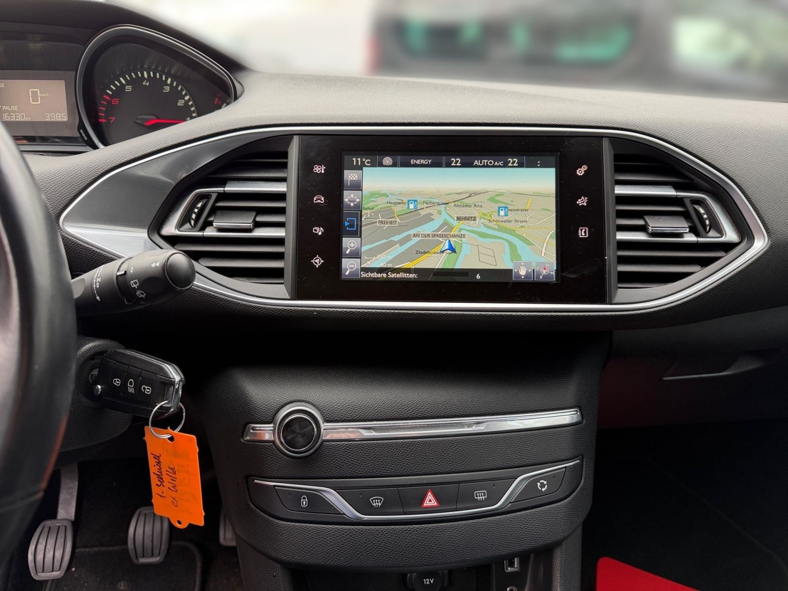 PEUGEOT 308 SW 1.2 THP110 Navi*GRA*PDC vo/hi*CAM