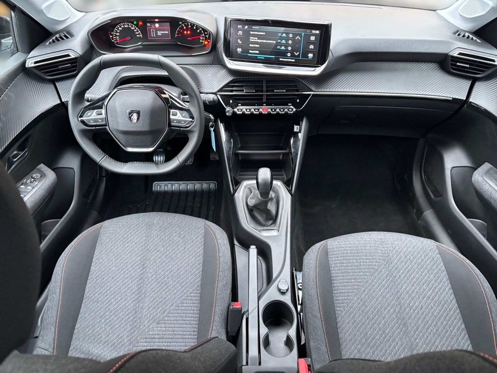 PEUGEOT 208 Style 75 1.2 PureTech *SHZ*CarPlay*Allwetter