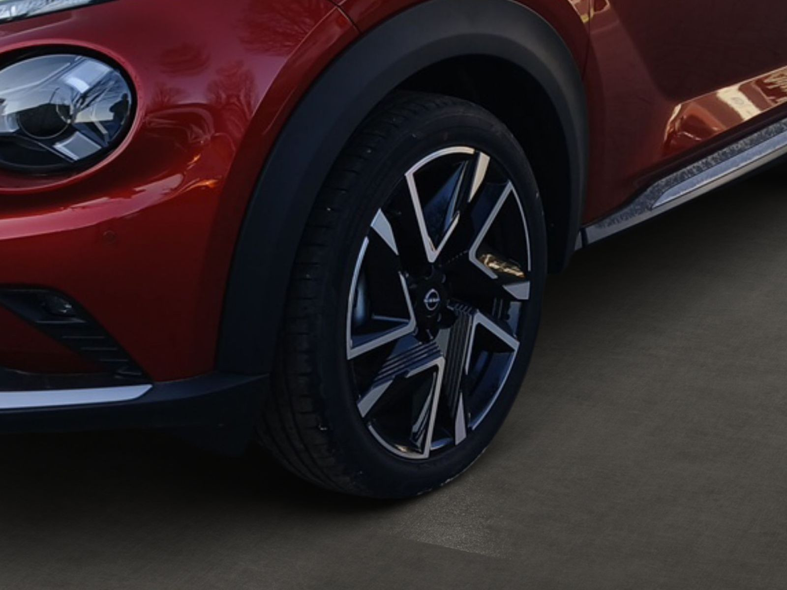 Nissan Juke 1.6 HYBRID AT N-Design Navi*LED*BOSE*Assis.