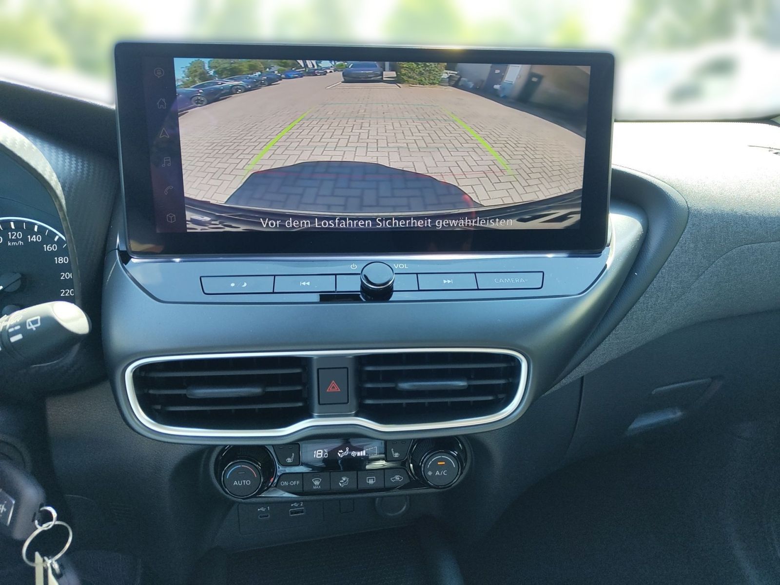 NISSAN JUKE ACENTA 1.0 DIG-T 114 PS 7DCT NAVI KLIMA SHZ