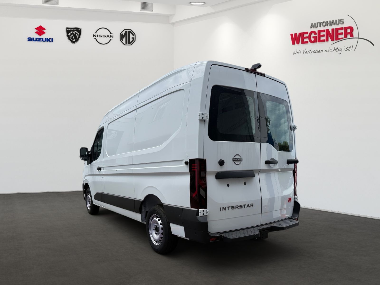 NISSAN Interstar N-CONNECTA L2H2 AHK 270 Komfort Paket