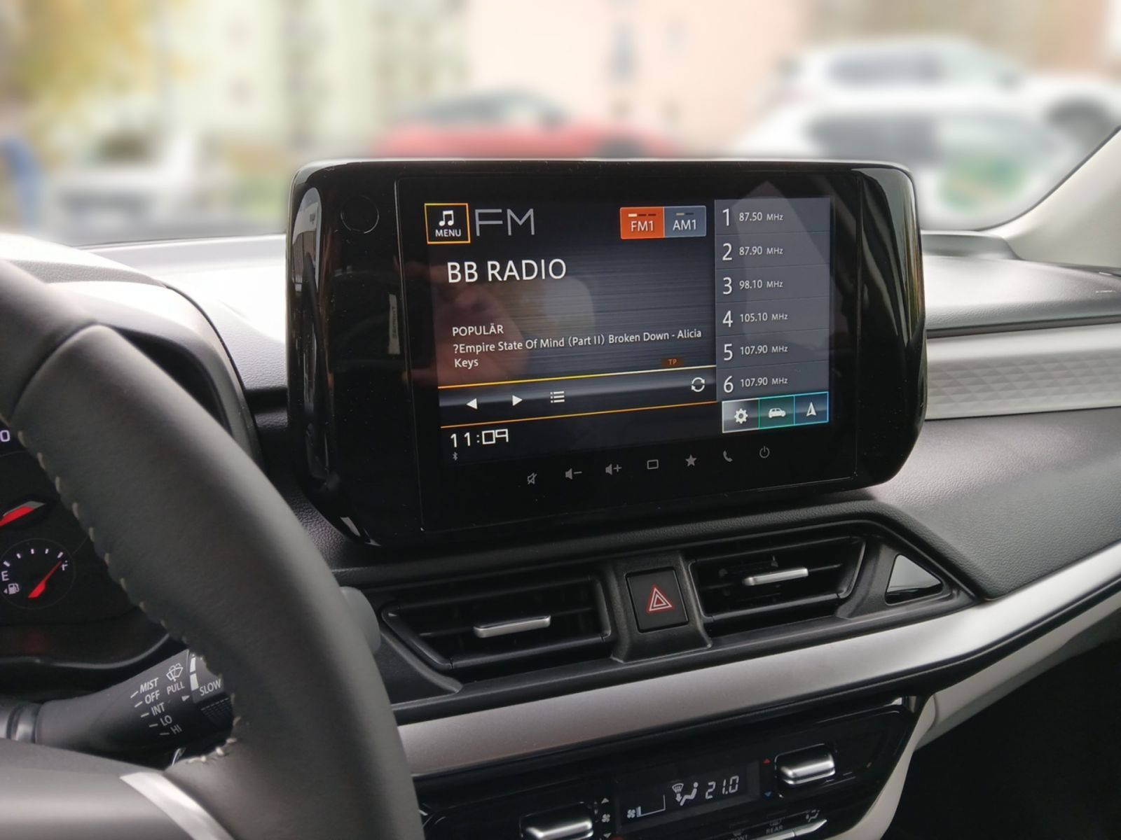 SUZUKI SWIFT COMFORT+ HYBRID ACC*Navi*Kamera*PDC