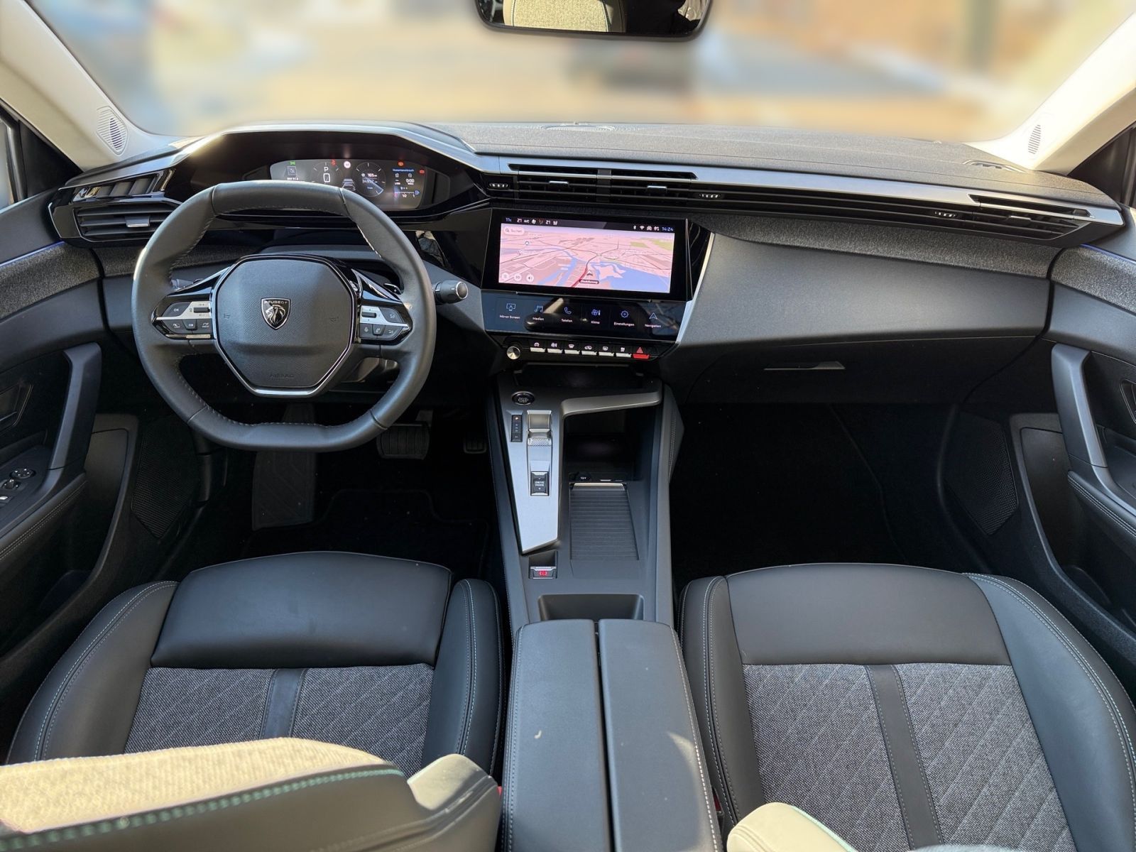 PEUGEOT 408 Allure Pack 130 EAT8 *SHZ*Kamera*