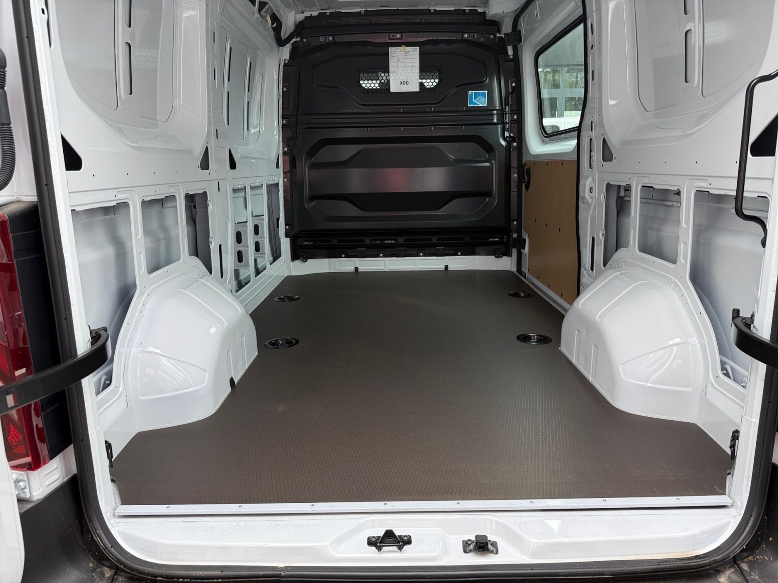 NISSAN Interstar N-CONNECTA L2H2 AHK 270 Komfort Paket