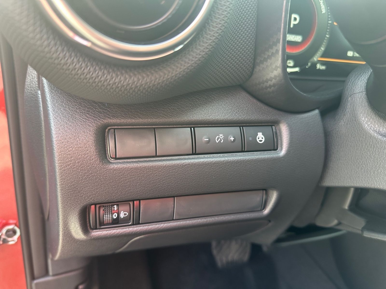 NISSAN Juke N-Connecta 1.6 Hybrid Winterpaket*Navi*360°