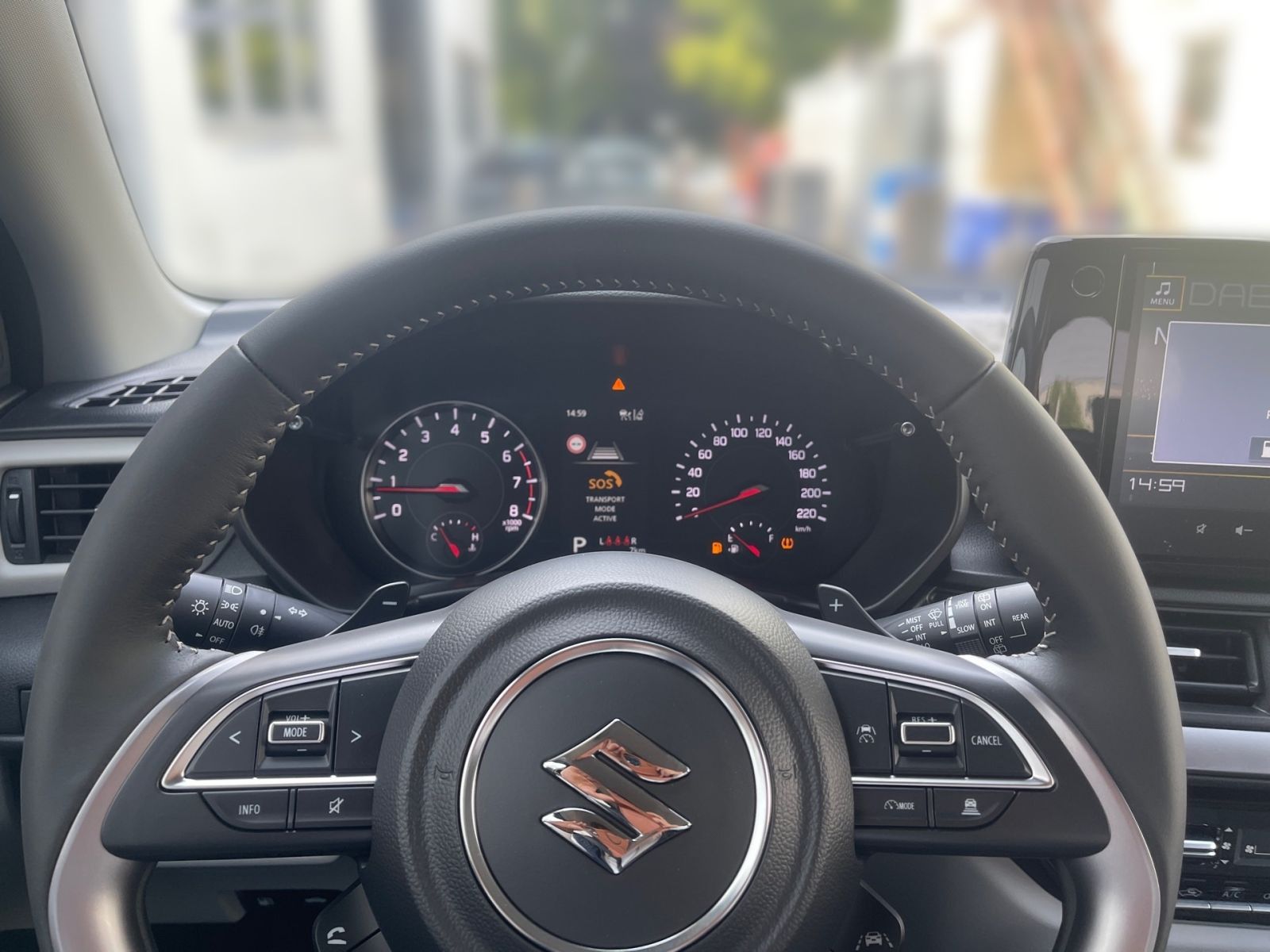 SUZUKI SWIFT COMFORT+ CVT HYBRID ACC*Navi*Kamera*PDC