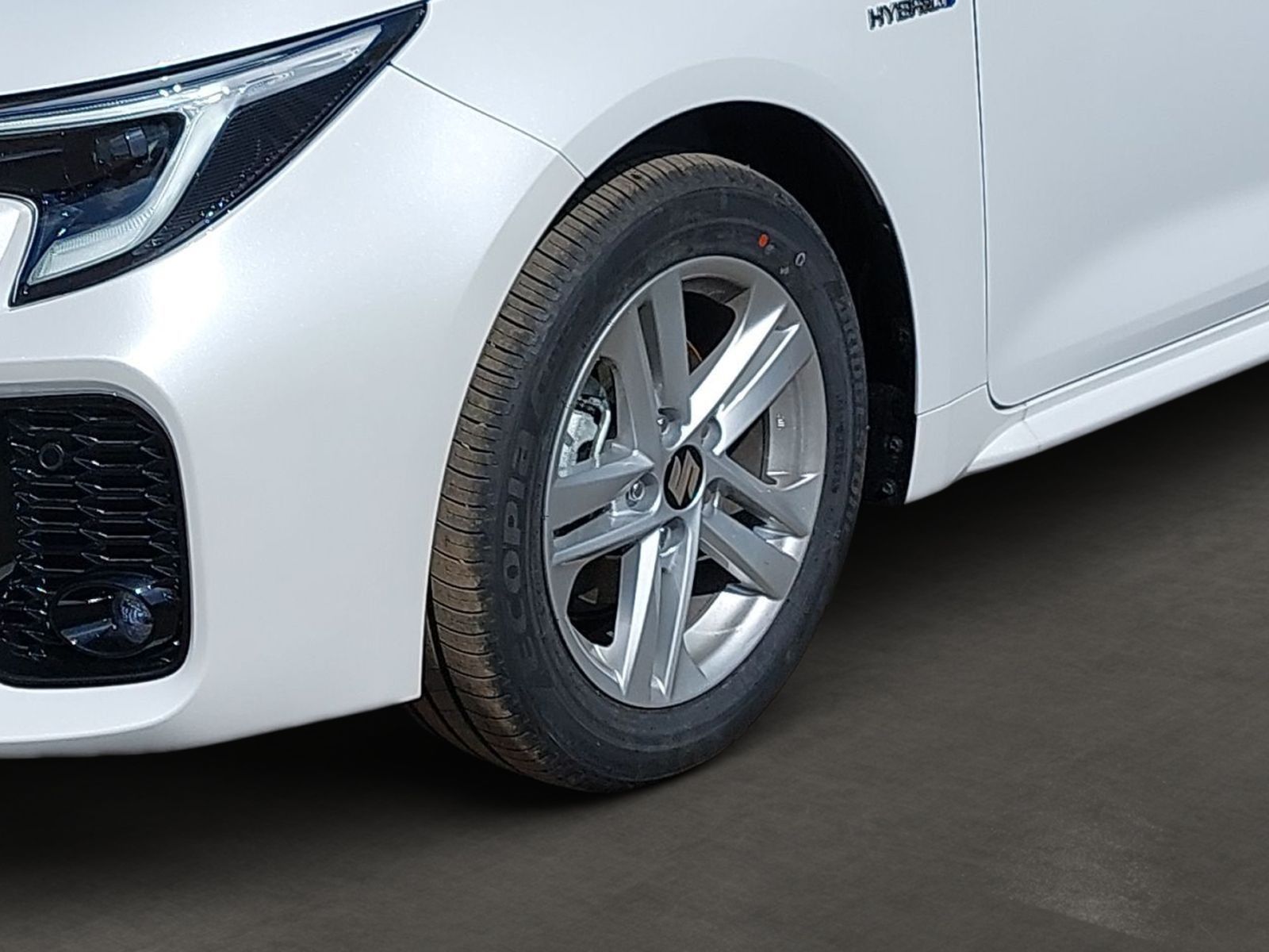 SUZUKI Swace 1.8 Comfort+ CVT Hybrid Navi*CarPlay