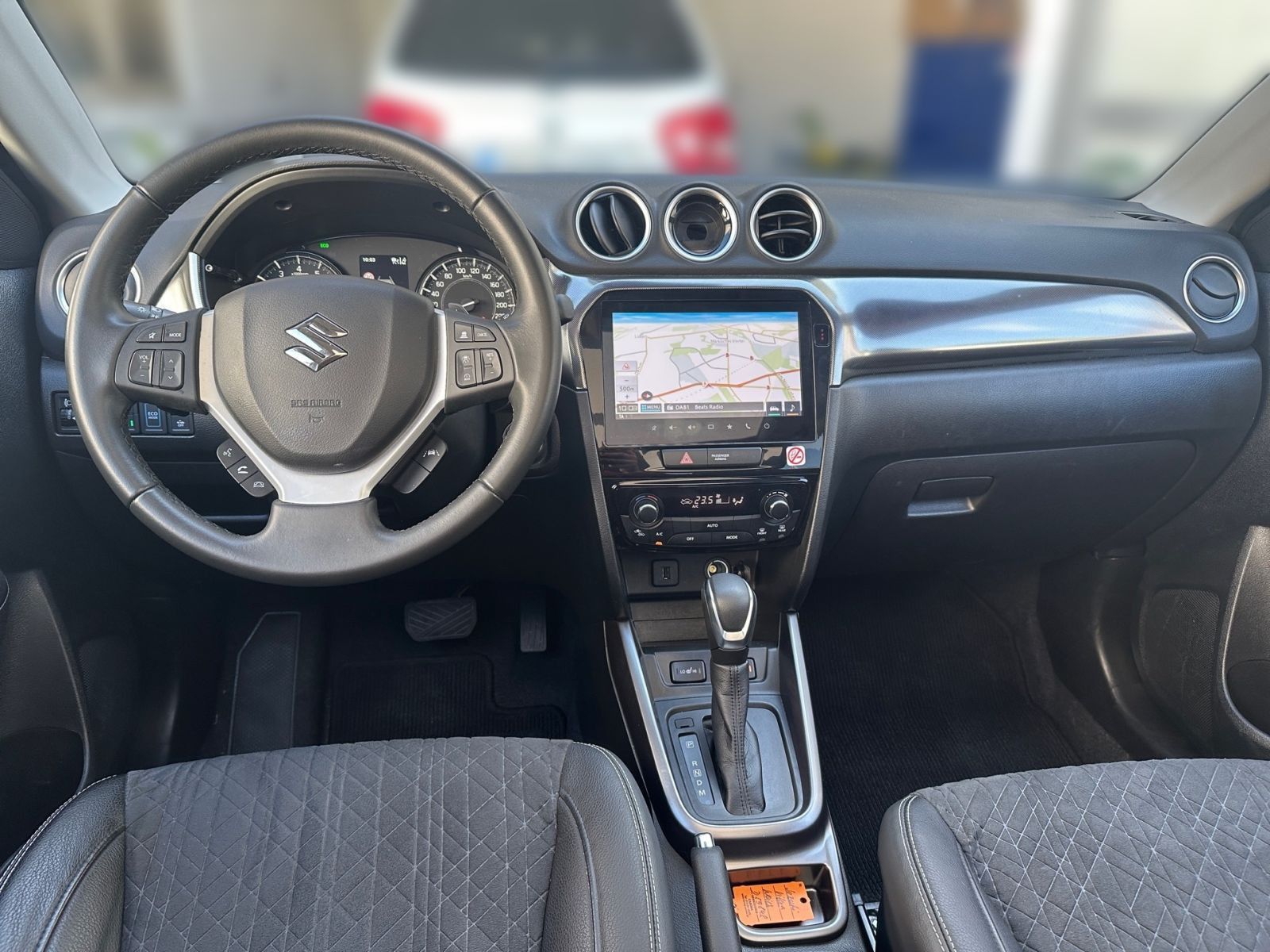 SUZUKI Vitara Comfort+ Hybrid 1.5 AT Pano*Navi*CAM*ACC