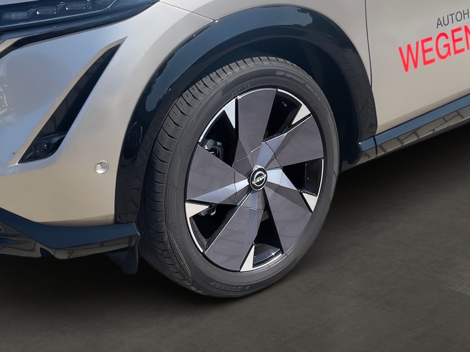 NISSAN ARIYA 87 kWh Evolve Pack ALLRAD PANO*HUD*NAPPA