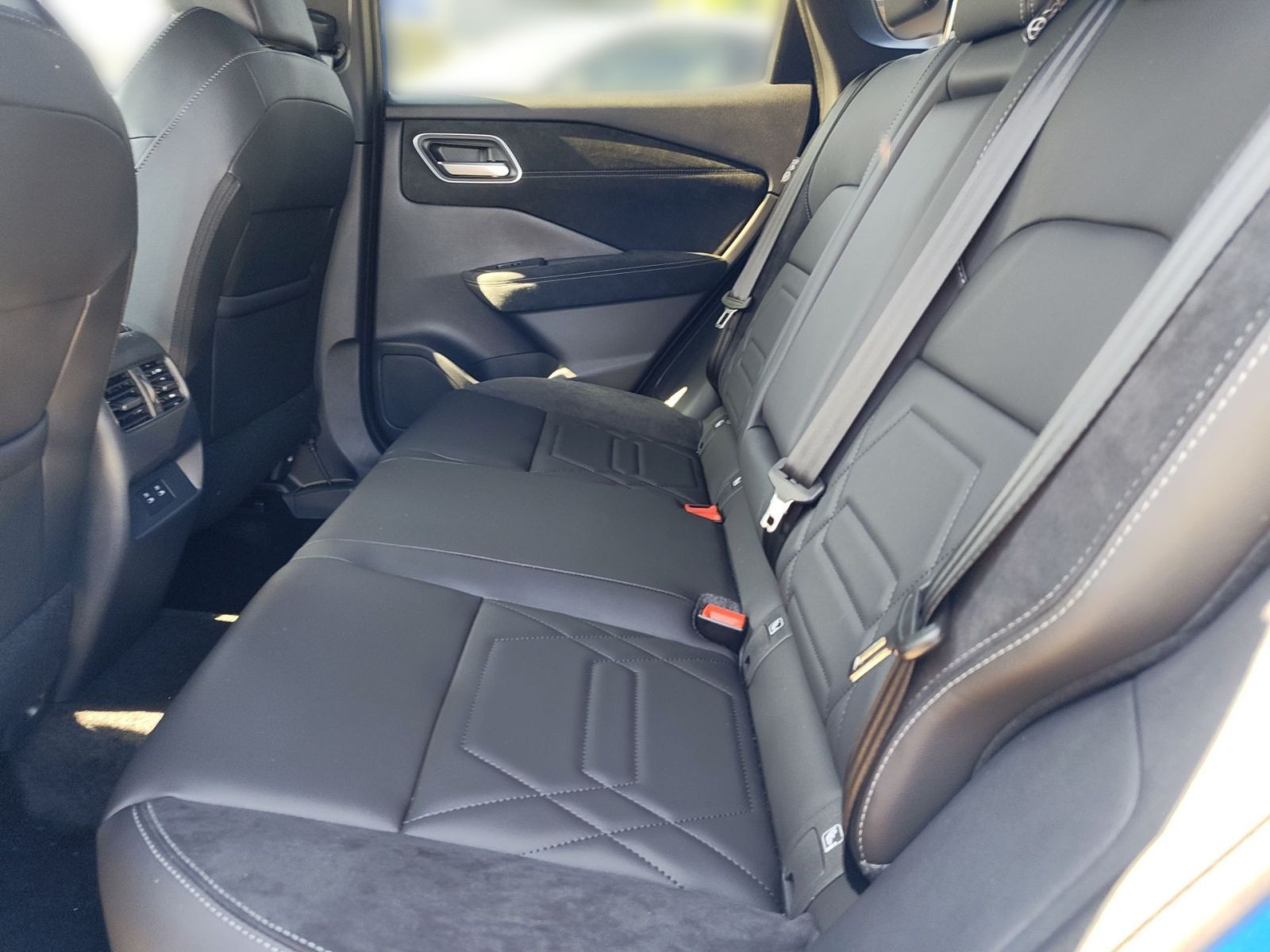 Nissan QASHQAI 1.3 DIG-T MHEV 158 PS