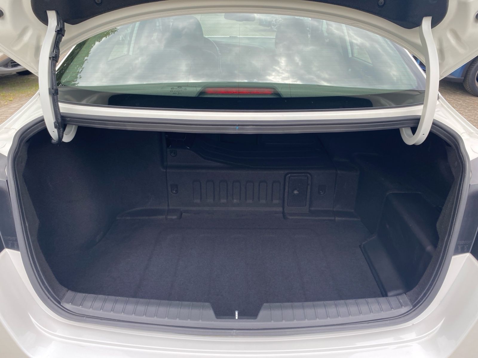 KIA Optima CVVT Hybrid 2.0 Spirit Pano*Sound*Sitzbel