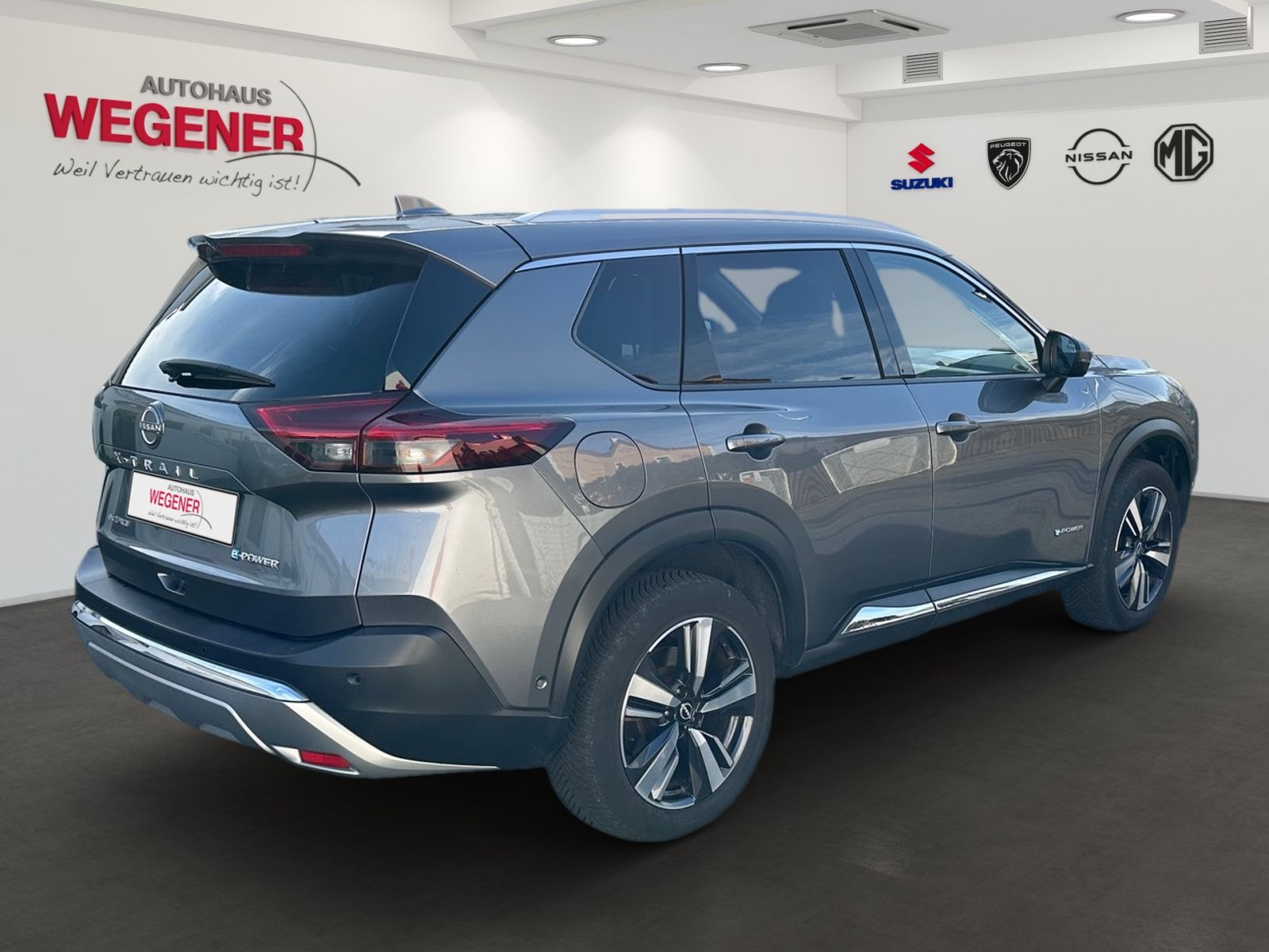 NISSAN X-TRAIL TEKNA 1.5 VC-T e-4ORCE 7-SITZER*WINTER