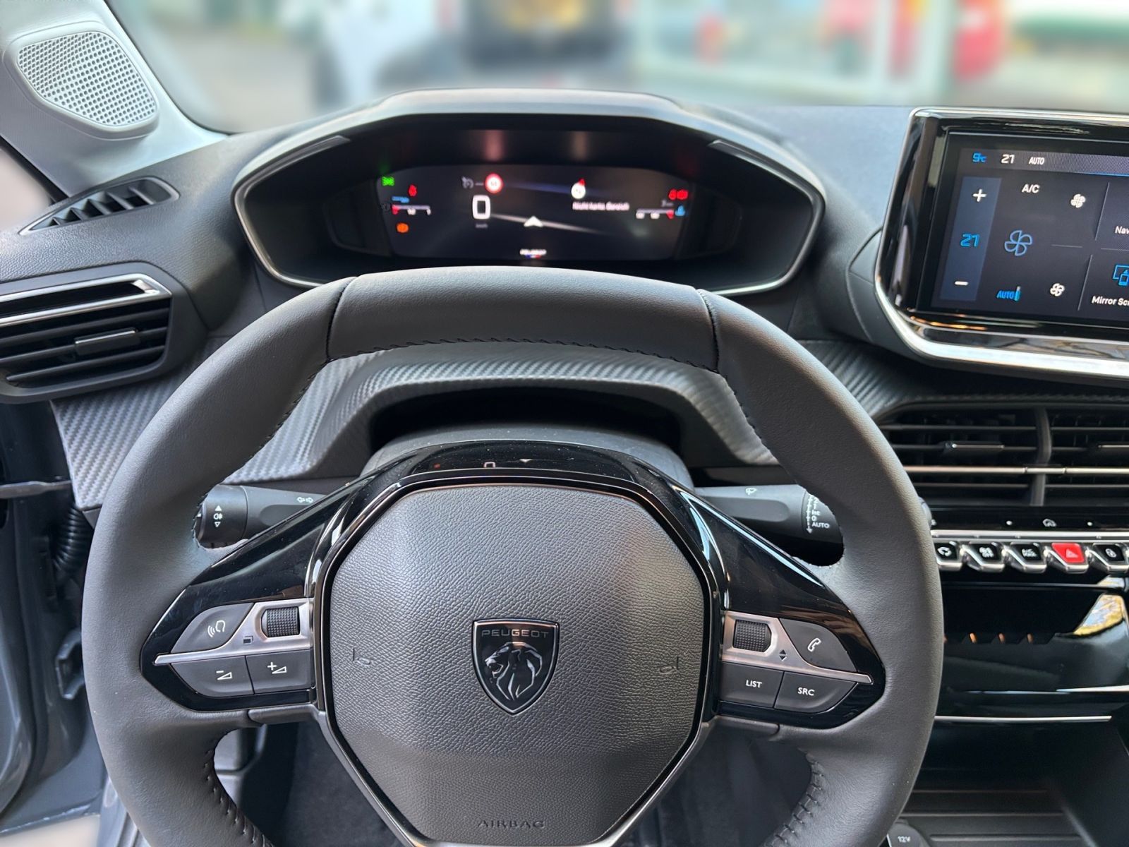 PEUGEOT 208 Allure 100 1.2 PureTech Kamera*SHZ*LED*