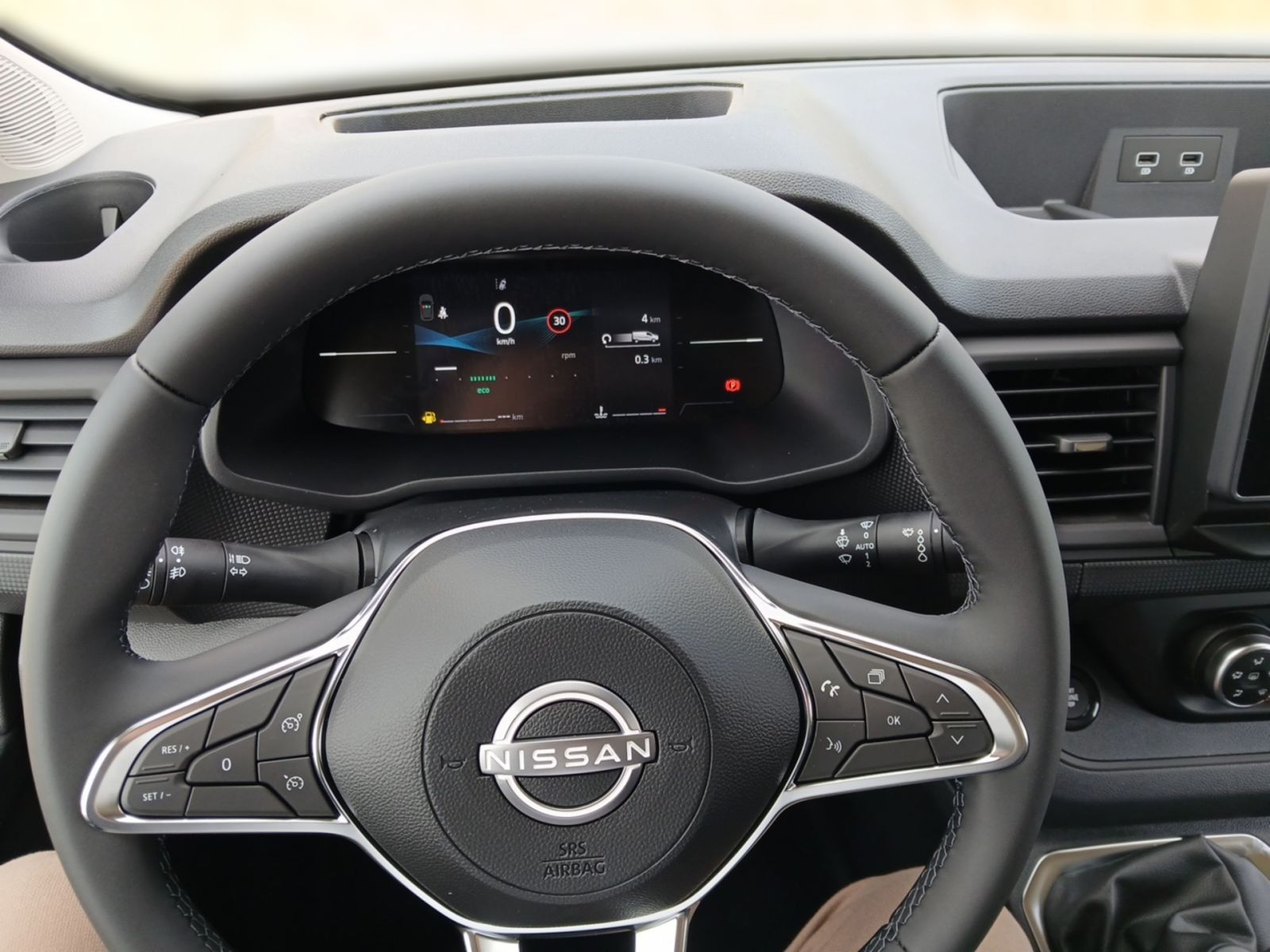 NISSAN Primastar Kasten L1H1 2,8t