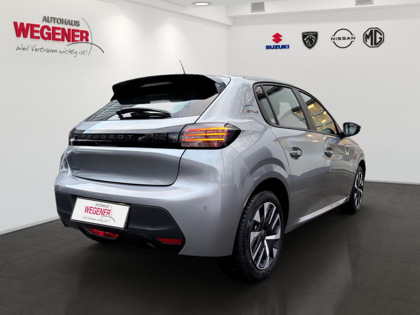 PEUGEOT 208 Style 75 1.2 PureTech *SHZ*CarPlay*Allwetter