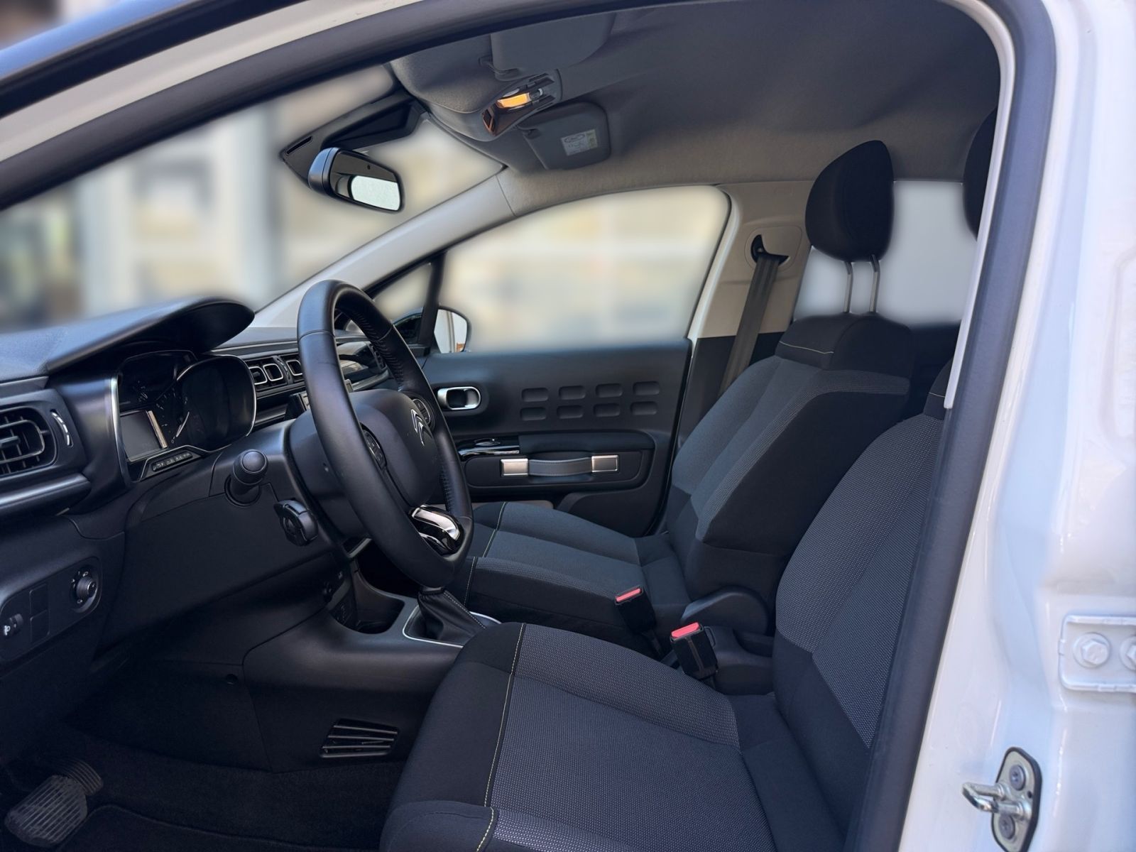 CITROEN C3 1.2 PureTech 110 Shine Pack Navi*Bluetooth