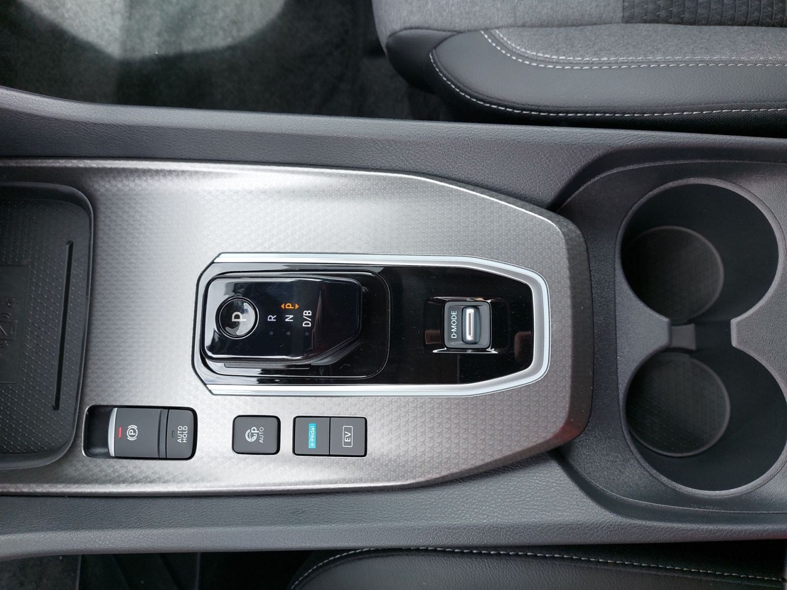 NISSAN QASHQAI N-COONECTA 1.5  e-POWER NAVI WINTER 360°