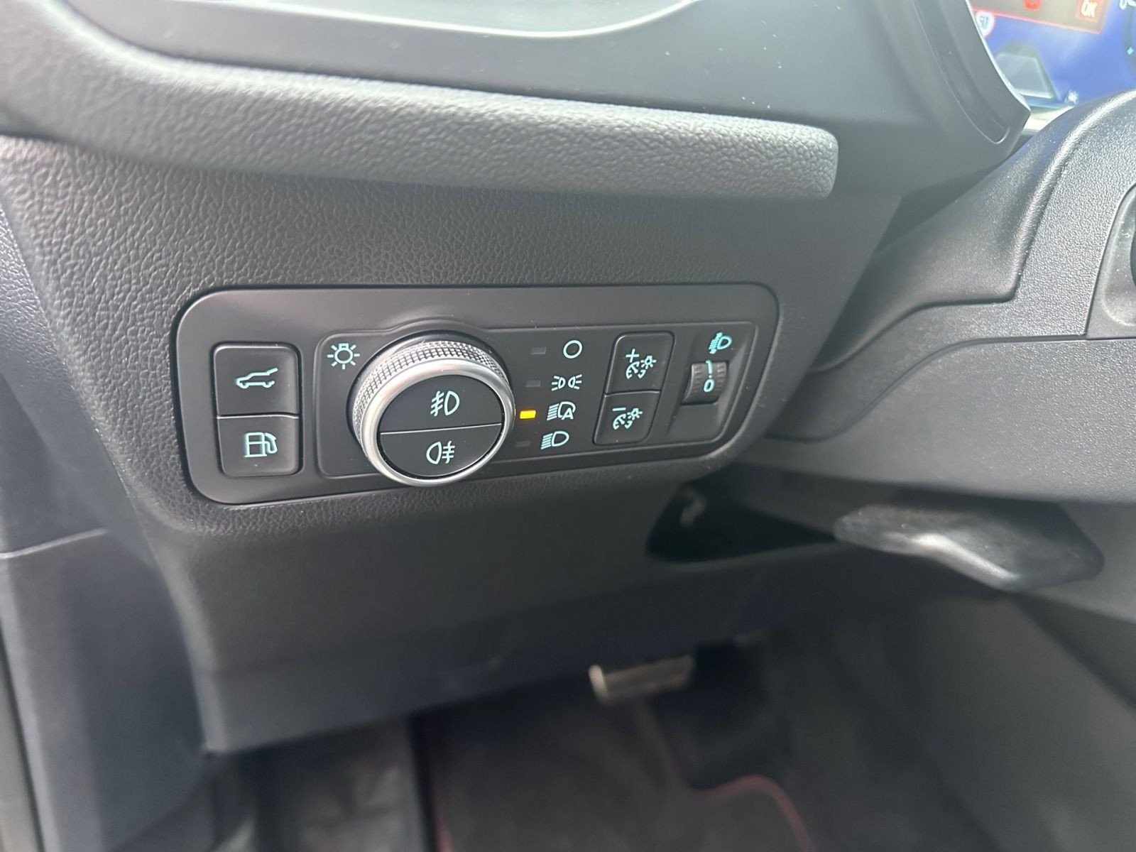 Ford KUGA ST-LINE  Plug-in-Hybrid 2.5 KAM NAVI WINTER