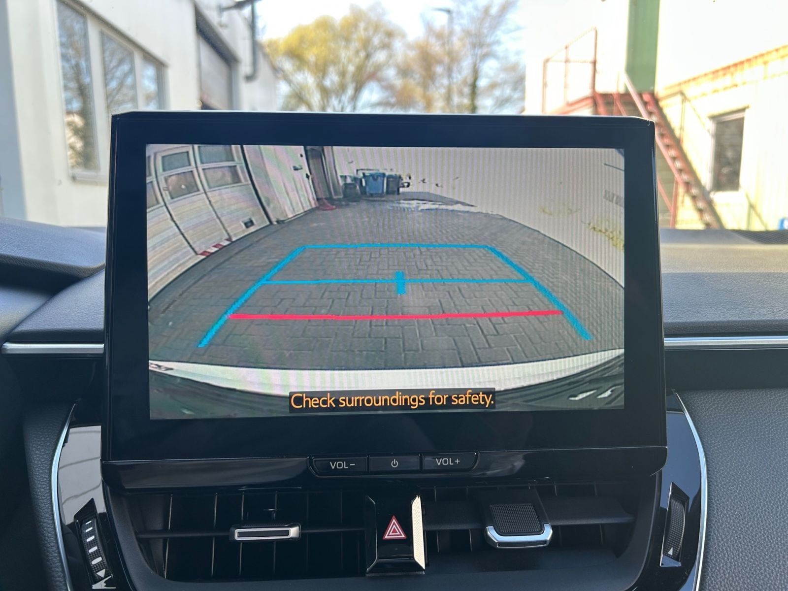 SUZUKI Swace 1.8 Comfort+ CVT Hybrid Navi*CarPlay