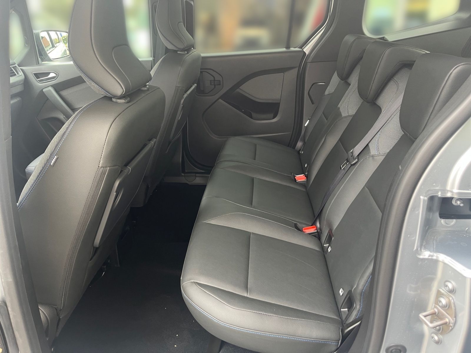 Nissan Townstar Kombi L1 1.3 AT Tekna