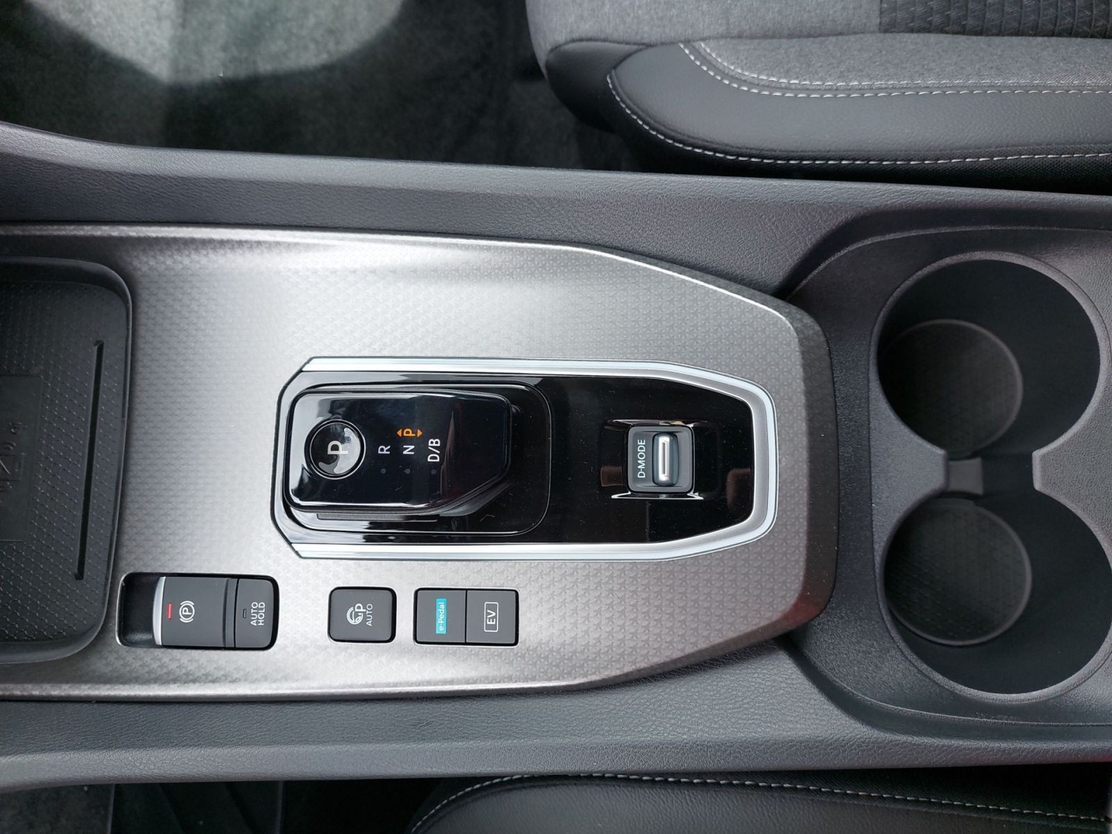 Nissan QASHQAI N-COONECTA 1.5  e-POWER NAVI WINTER 360°