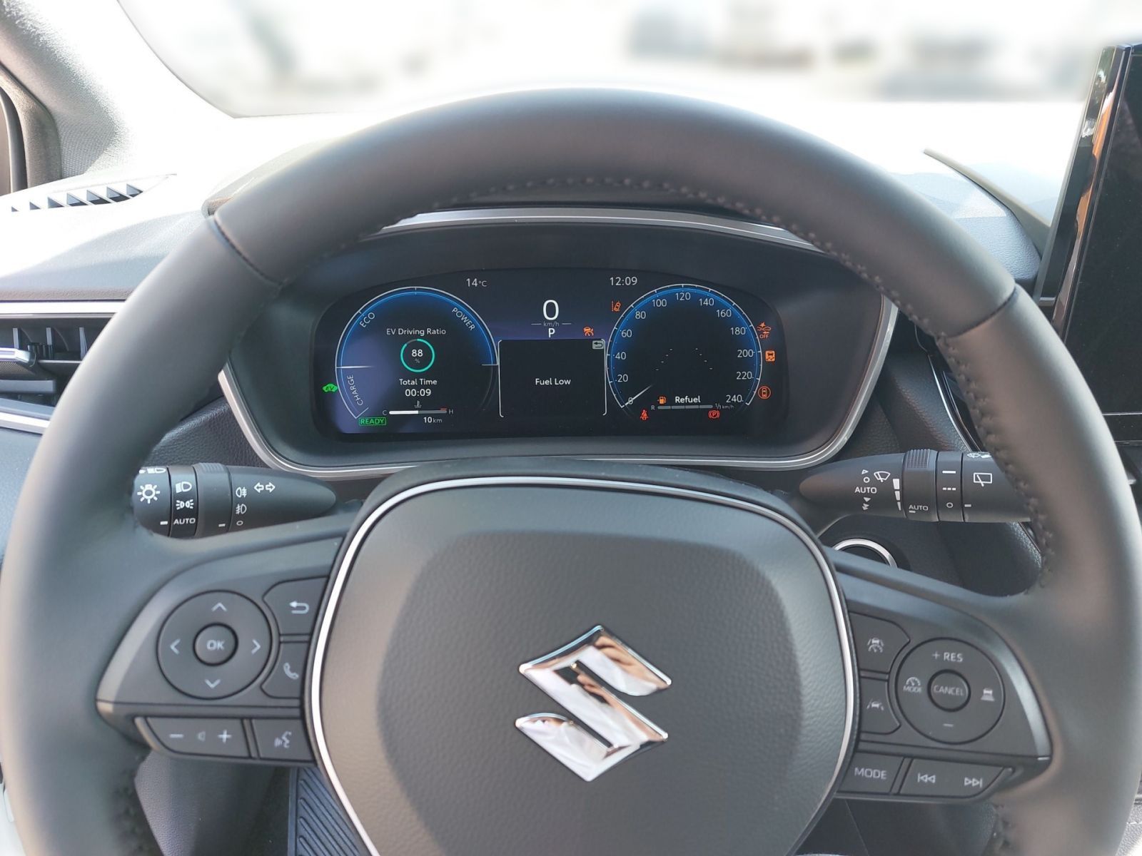 SUZUKI Swace 1.8 Comfort+ CVT Hybrid Navi*CarPlay