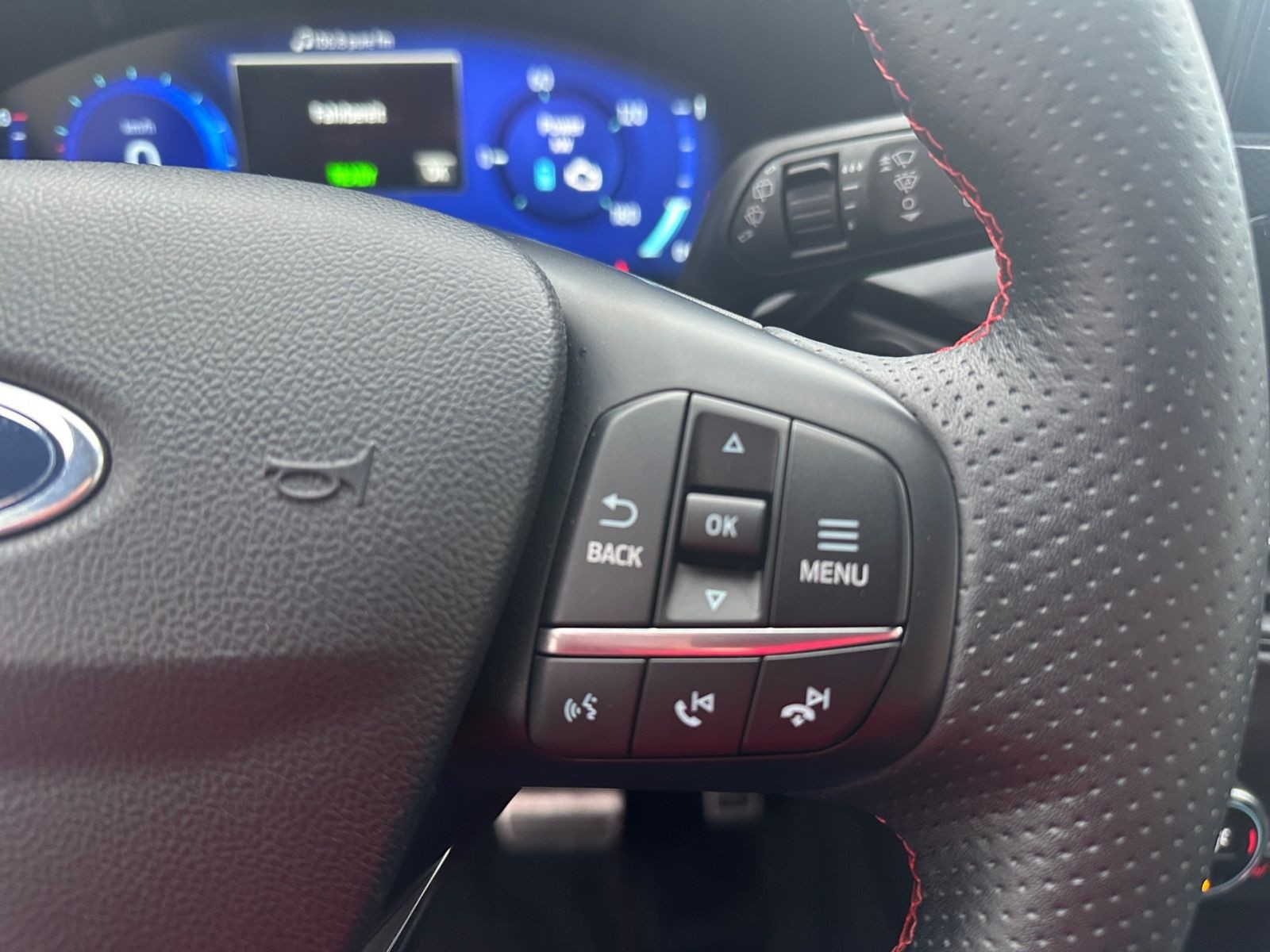 Ford KUGA ST-LINE  Plug-in-Hybrid 2.5 KAM NAVI WINTER