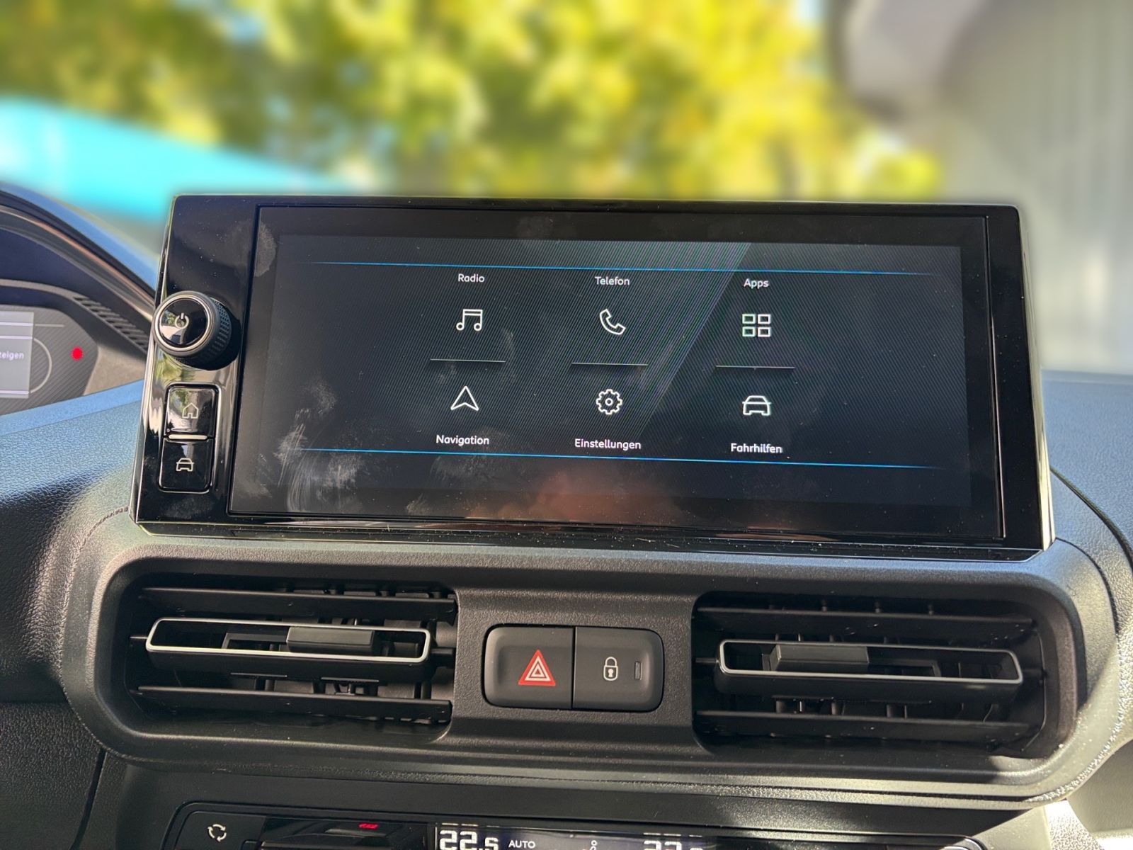 PEUGEOT Partner L1+ 130 BlueHDi *LED*Boden*3Sitzer*