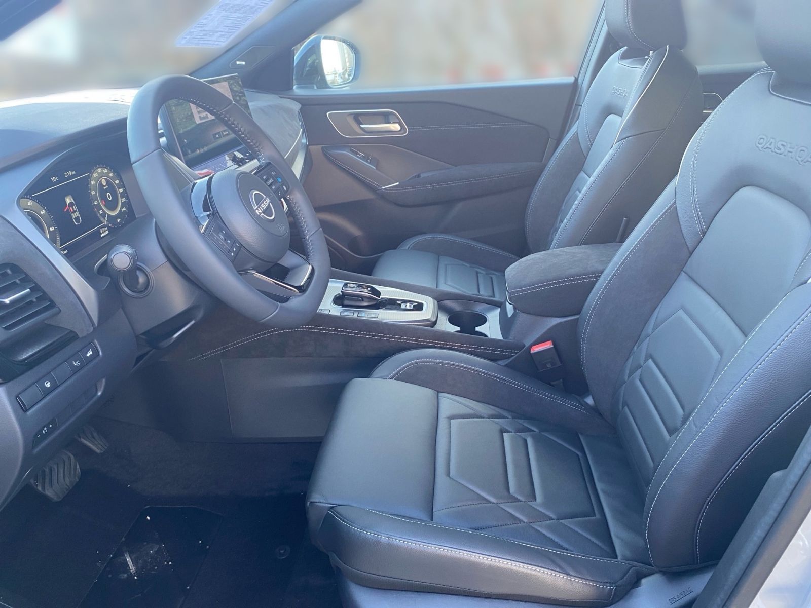 NISSAN Qashqai 1.5 e-POWER N-Design Navi*360°*CarPlay