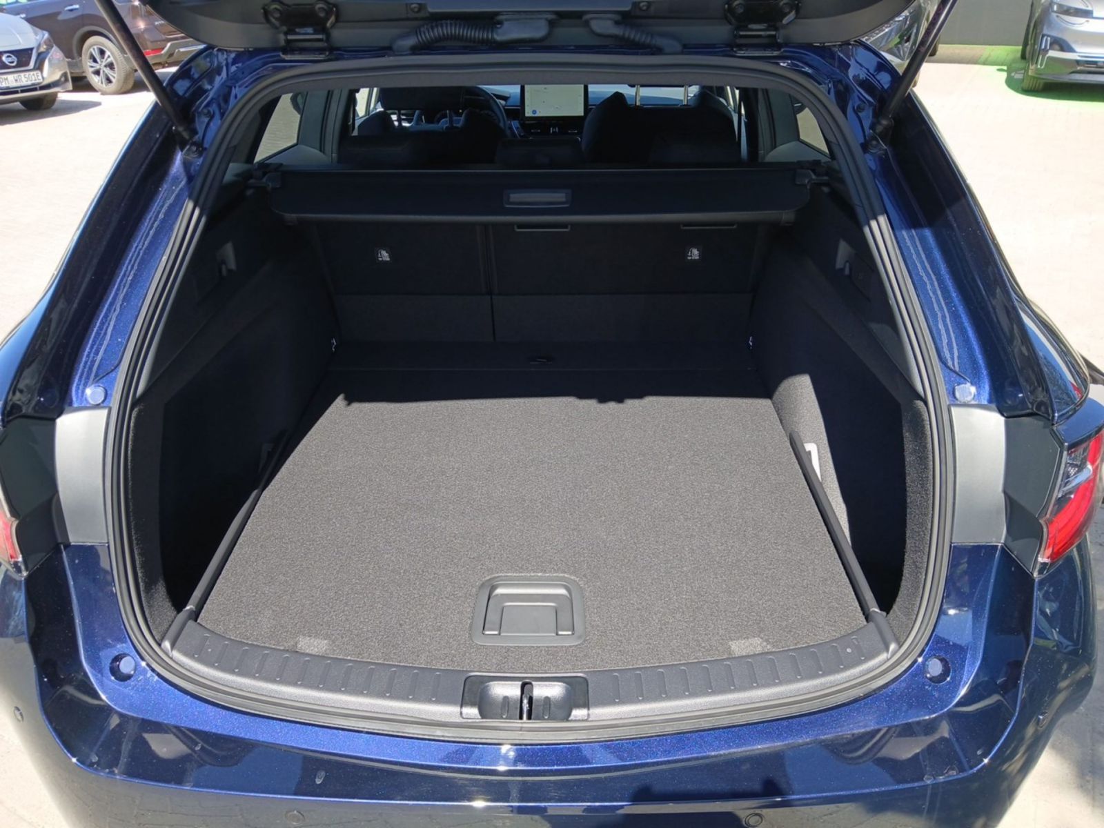 SUZUKI Swace 1.8 Comfort+ CVT Hybrid Navi*CarPlay