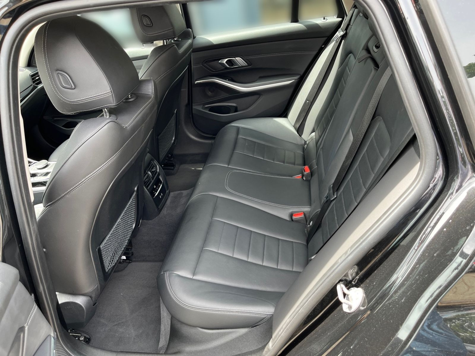 BMW 320 d Mild-Hybrid xDrive Touring PDC*CAM*Laser