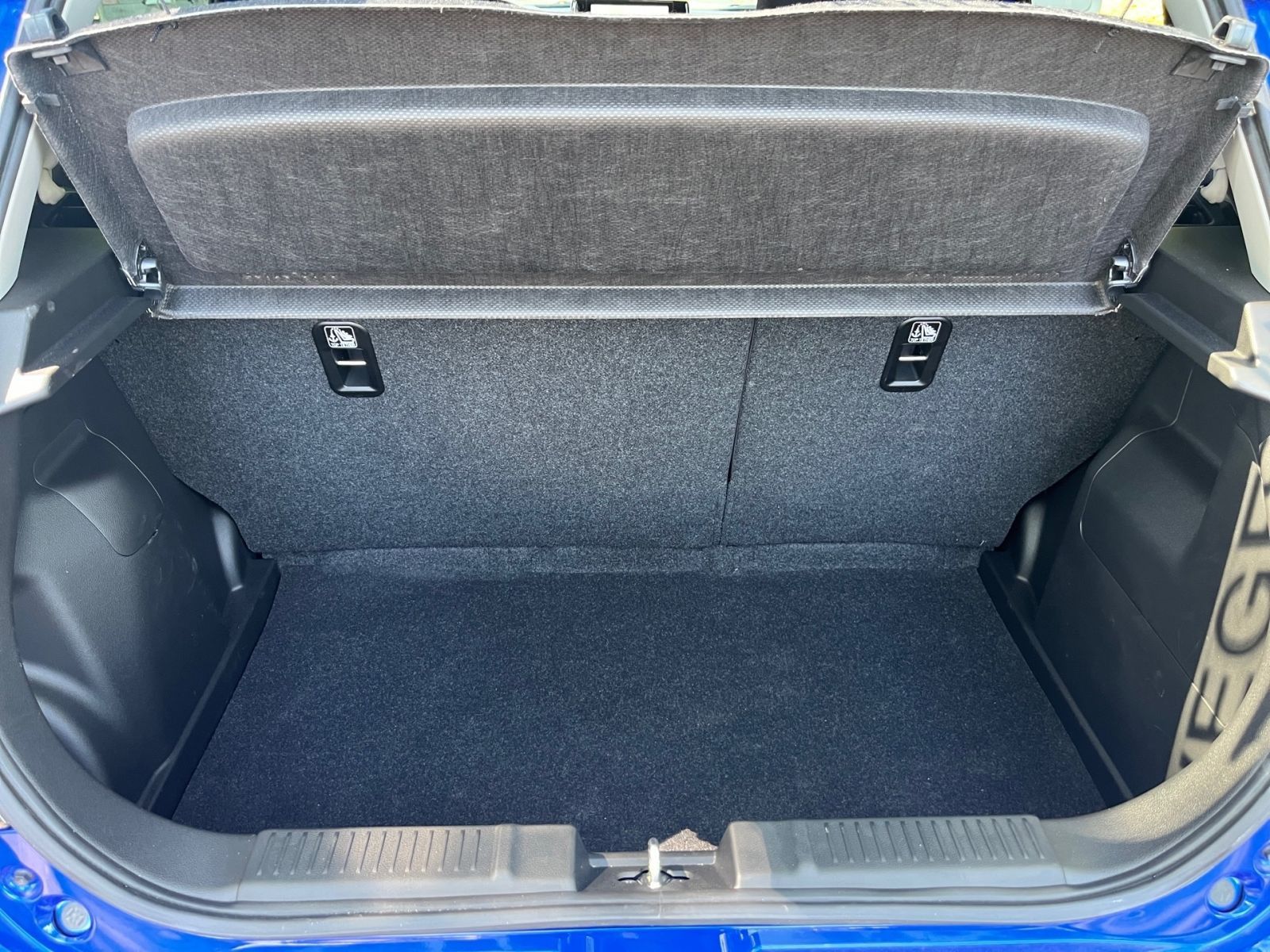 SUZUKI SWIFT COMFORT+ HYBRID ACC*Navi*Kamera*PDC