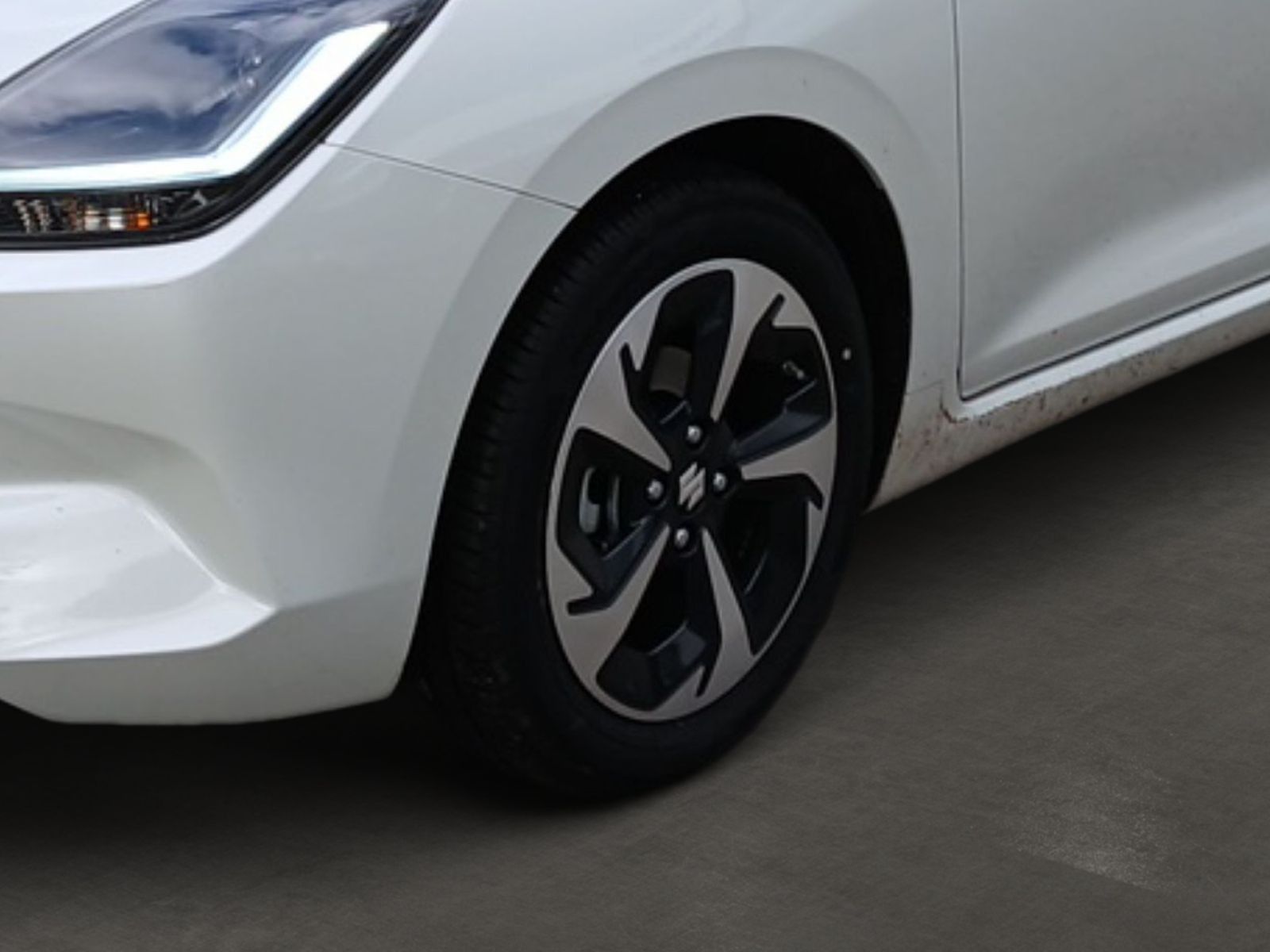 SUZUKI SWIFT COMFORT+ HYBRID ACC*Navi*Kamera*PDC