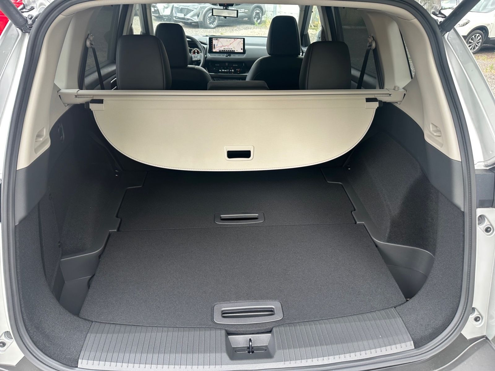 Nissan X-TRAIL Tekna 1.5 VC-T e-POWER Winter 360° Navi