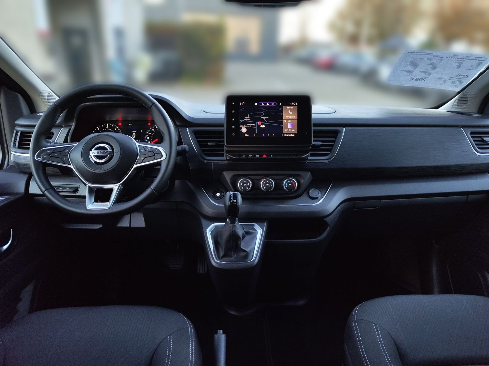 Nissan PRIMASTAR KOMBI TEKNA L1H1 2,8t NAVI KAMERA