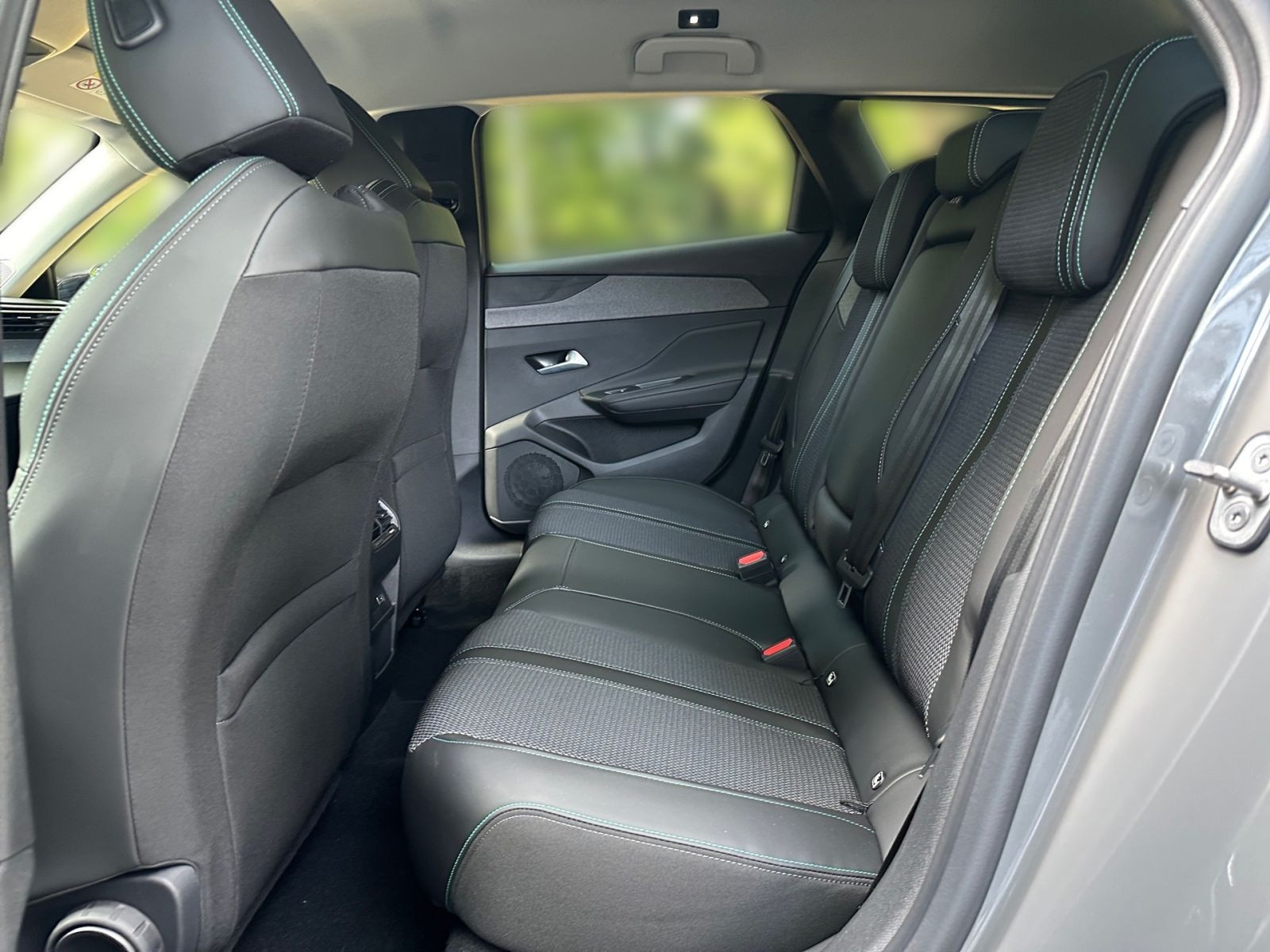 Peugeot 308 SW Allure Hybrid 136 e-DSC6 *Kamera*SHZ*