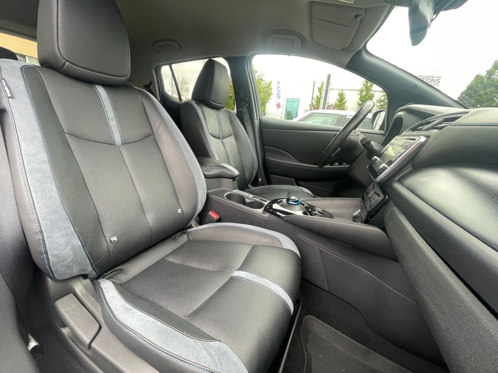 NISSAN Leaf  Tekna 40 - CAM Sitzheizung Navi