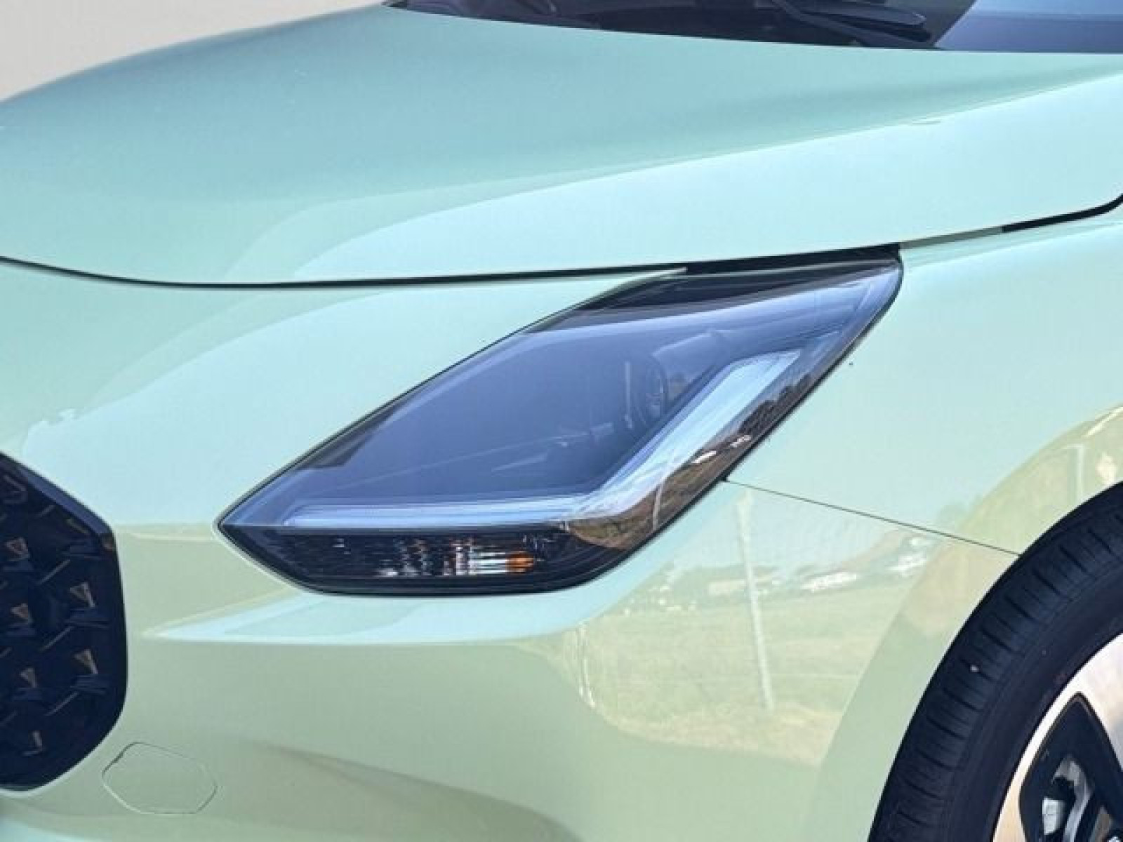 Suzuki SWIFT COMFORT+ CVT HYBRID (61kW)