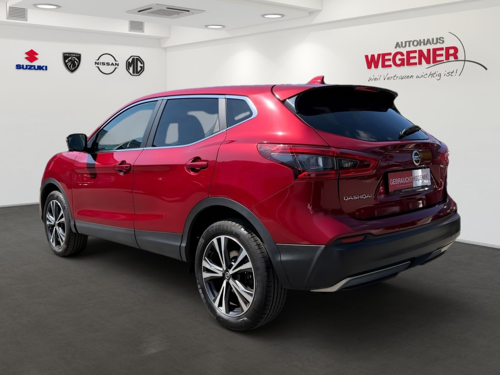 Nissan Qashqai N-Connecta 1.3 DIG-T 6MT Navi*PDC*CAM