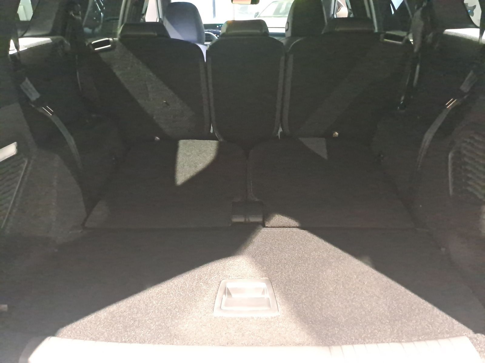 PEUGEOT 5008 GT PLUG IN HYBRID 195 7-SITZE KAMERA NAVI