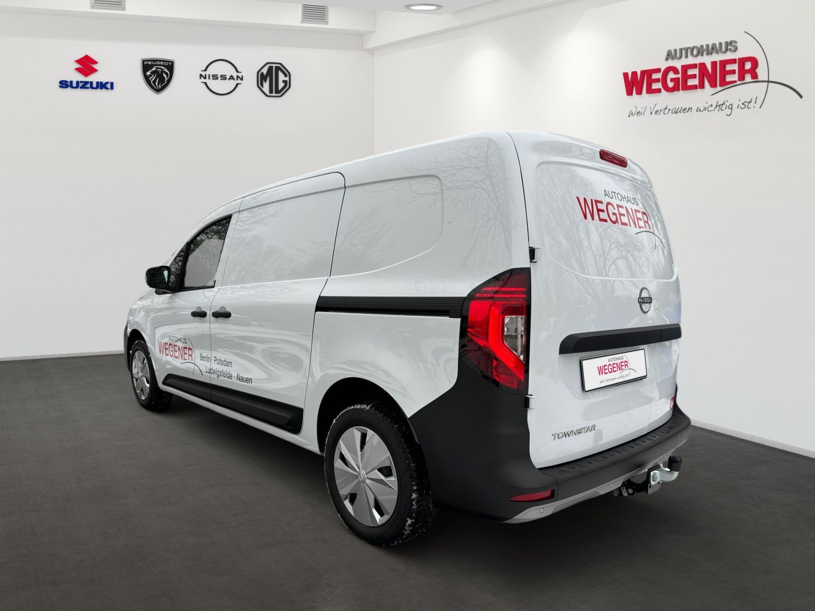 NISSAN Townstar ACENTA Kasten L2 2.3t Laderaumboden AHK