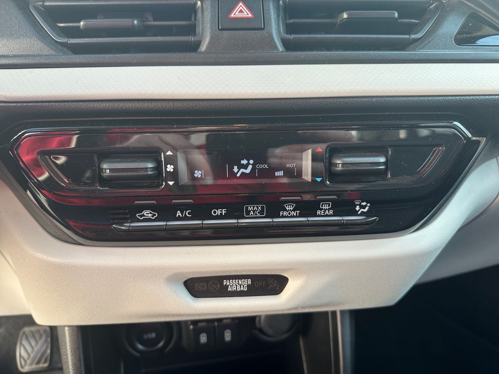 SUZUKI Swift Comfort Hybrid 1.2 MT - LED NAVI CAM SHZ