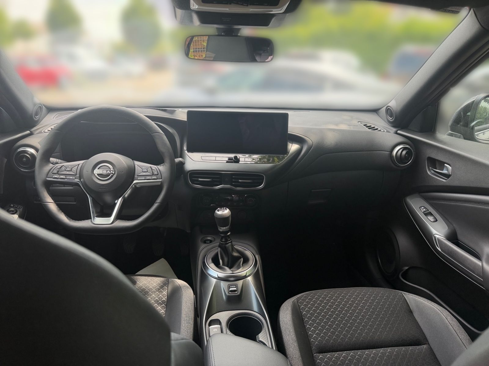 Nissan JUKE 1.0 DIG-T 114 PS 6MT