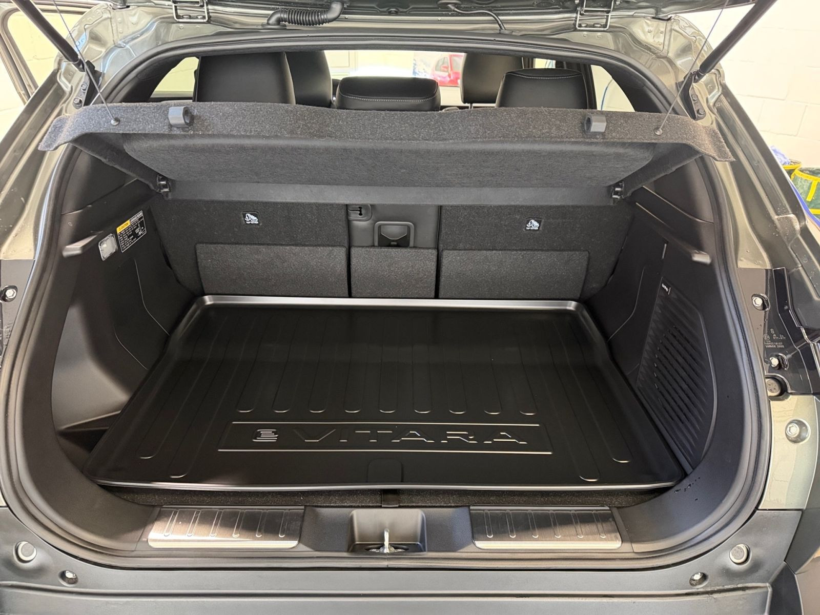 Suzuki e VITARA (61kWh) Comfort+ LED NAVI 360°