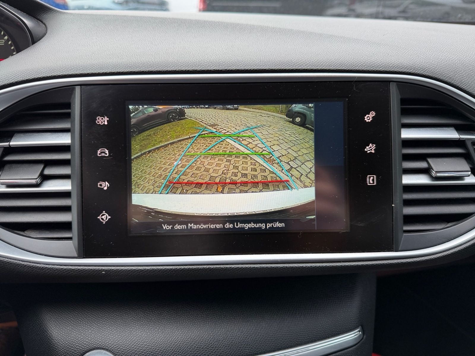 PEUGEOT 308 SW 1.2 THP110 Navi*GRA*PDC vo/hi*CAM