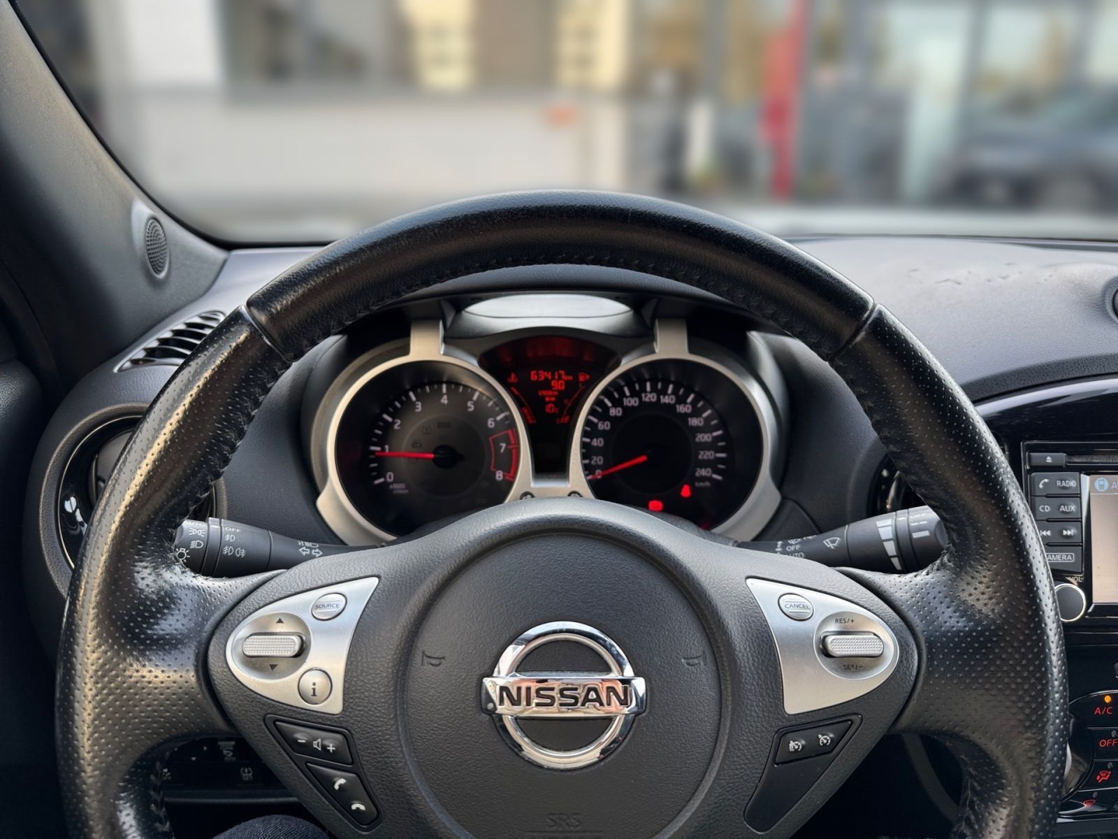 NISSAN JUKE N-CONNECTA  1.2 MT  KAMERA  NAVI ALLWETTER