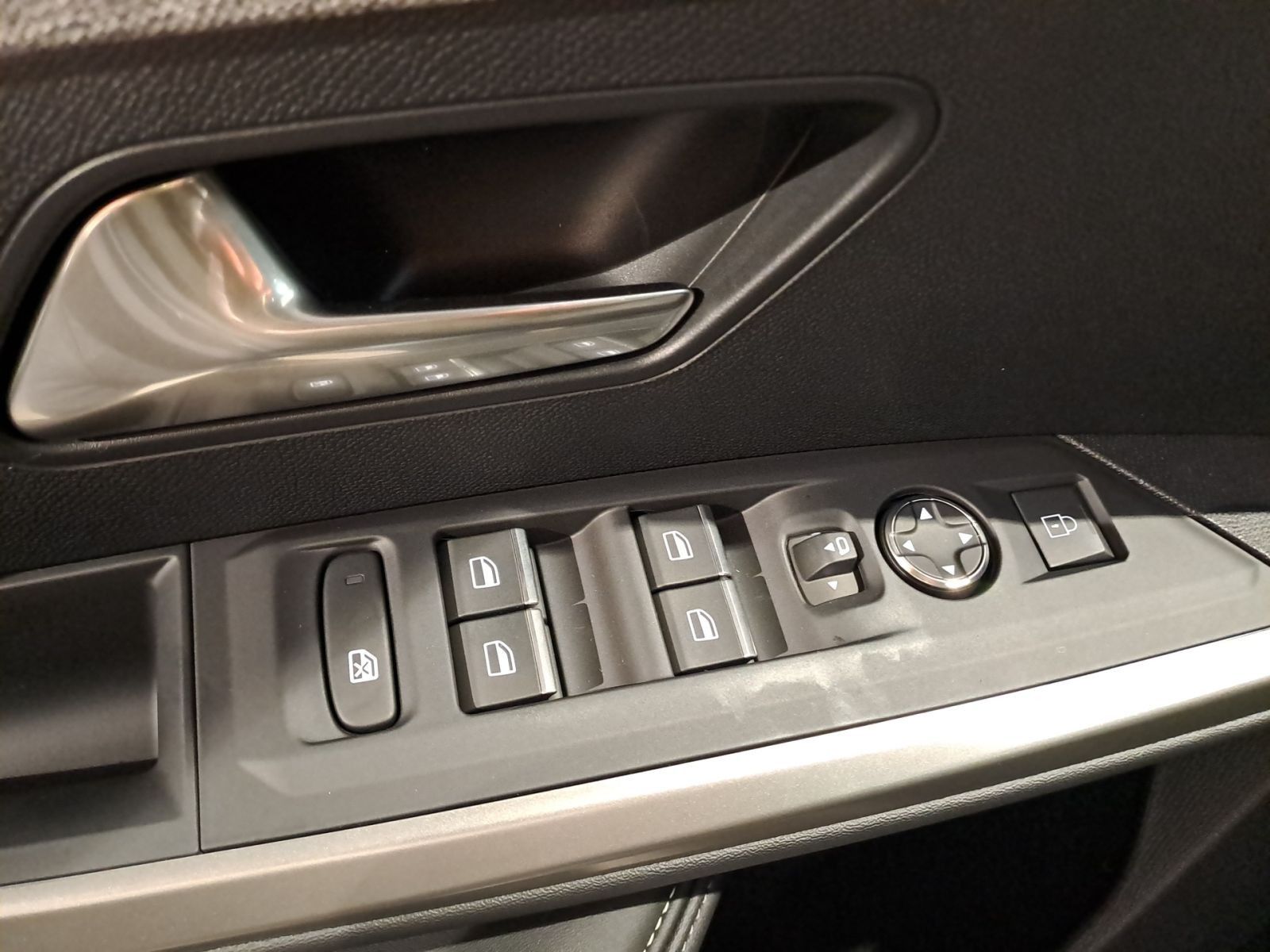 PEUGEOT 3008 E GT 230 Long Range *Kamera*SHZ*CarPlay*