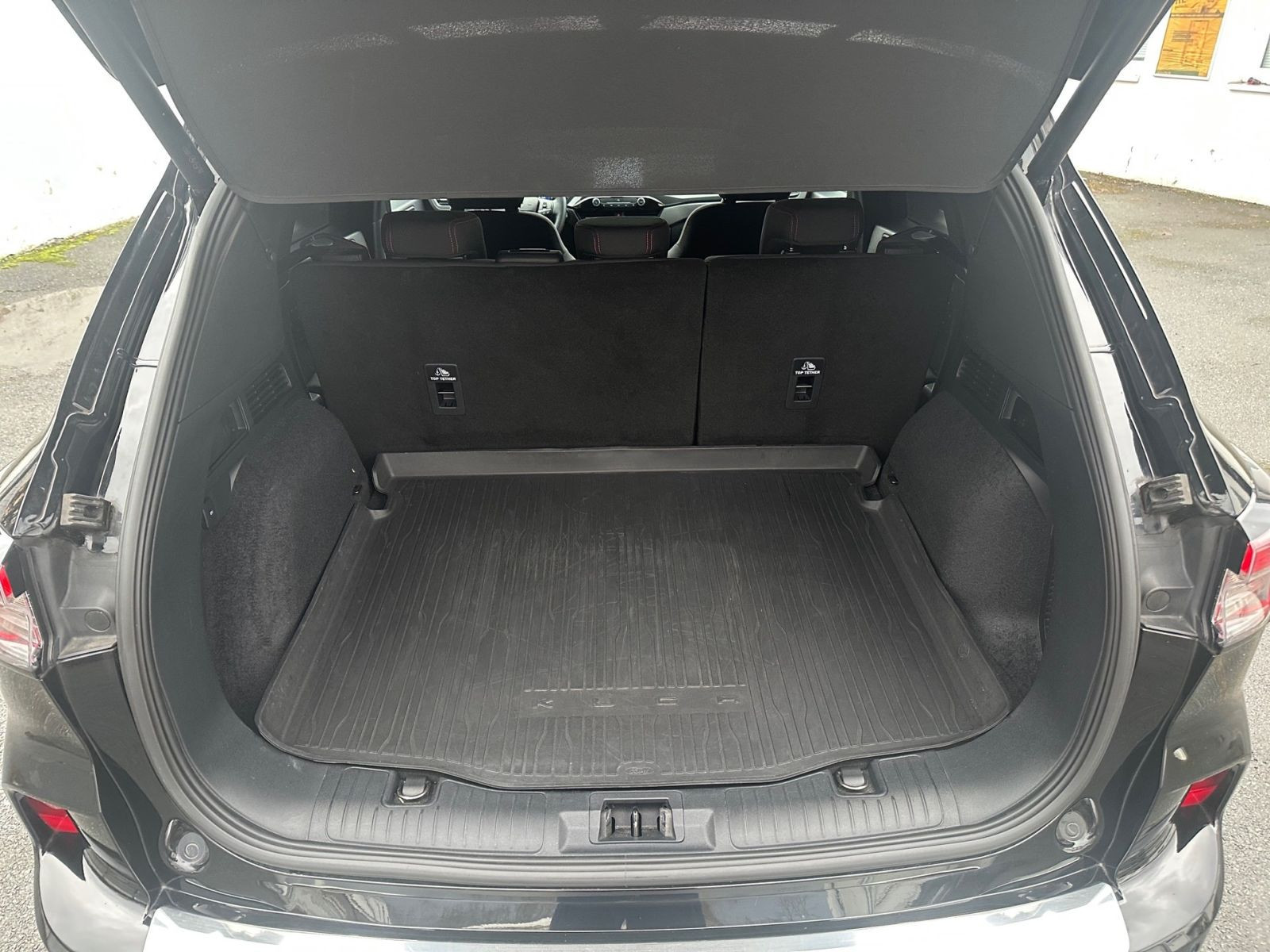 Ford KUGA ST-LINE  Plug-in-Hybrid 2.5 KAM NAVI WINTER