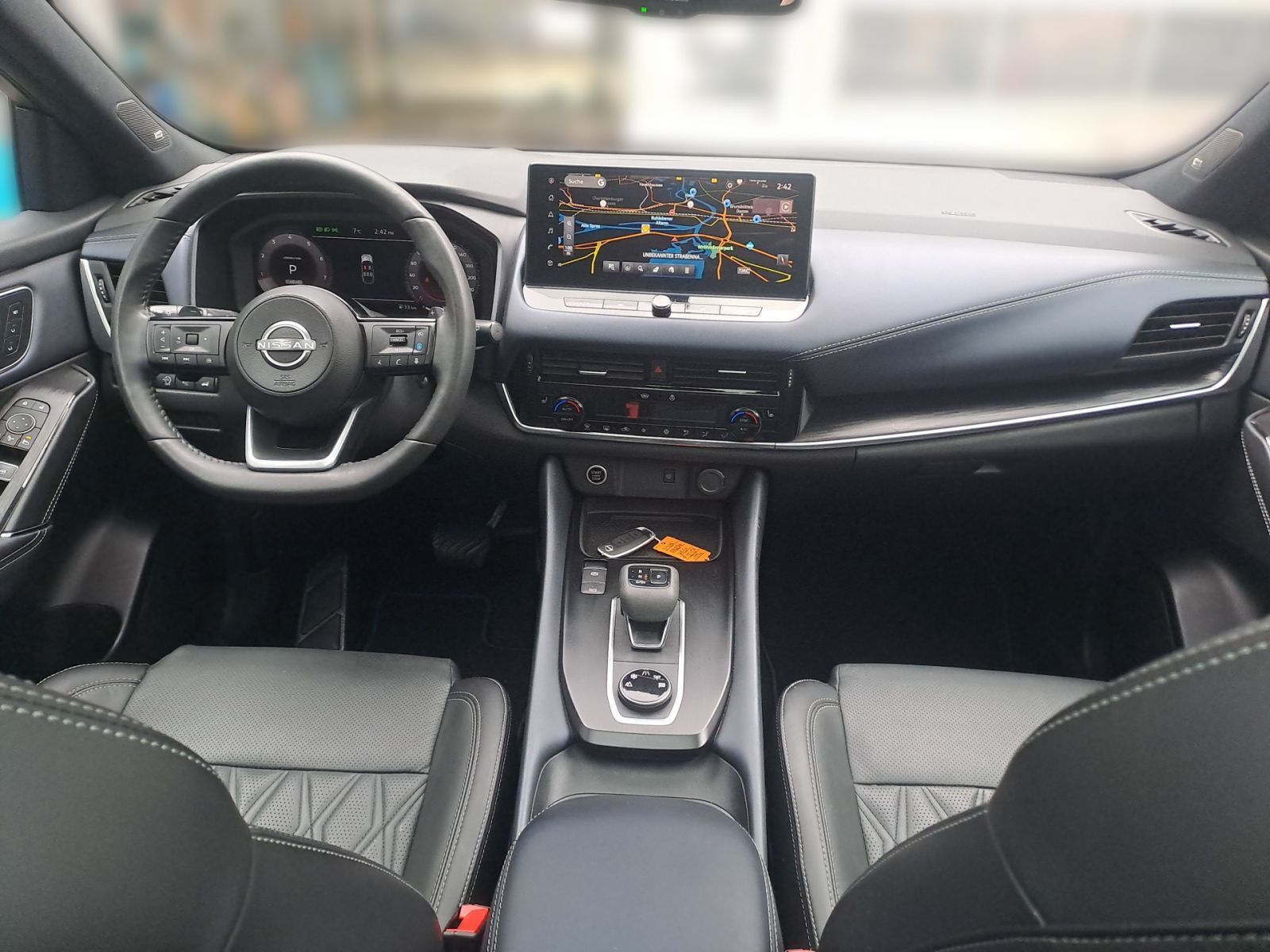 NISSAN QASHQAI 1.3 DIG-T Tekna+ 4x4 Leder*Pano*HeadUp