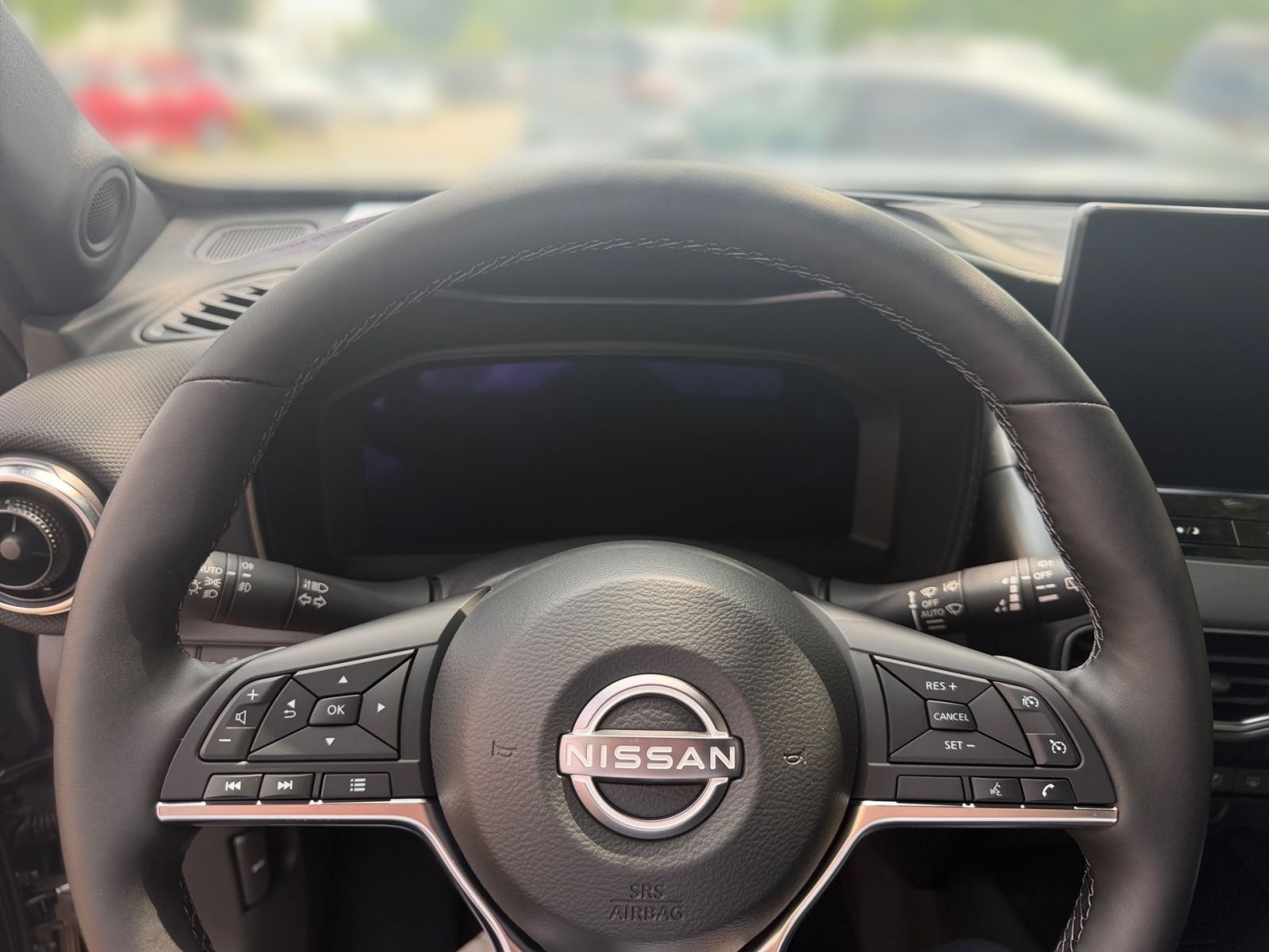 Nissan JUKE 1.0 DIG-T 114 PS 6MT